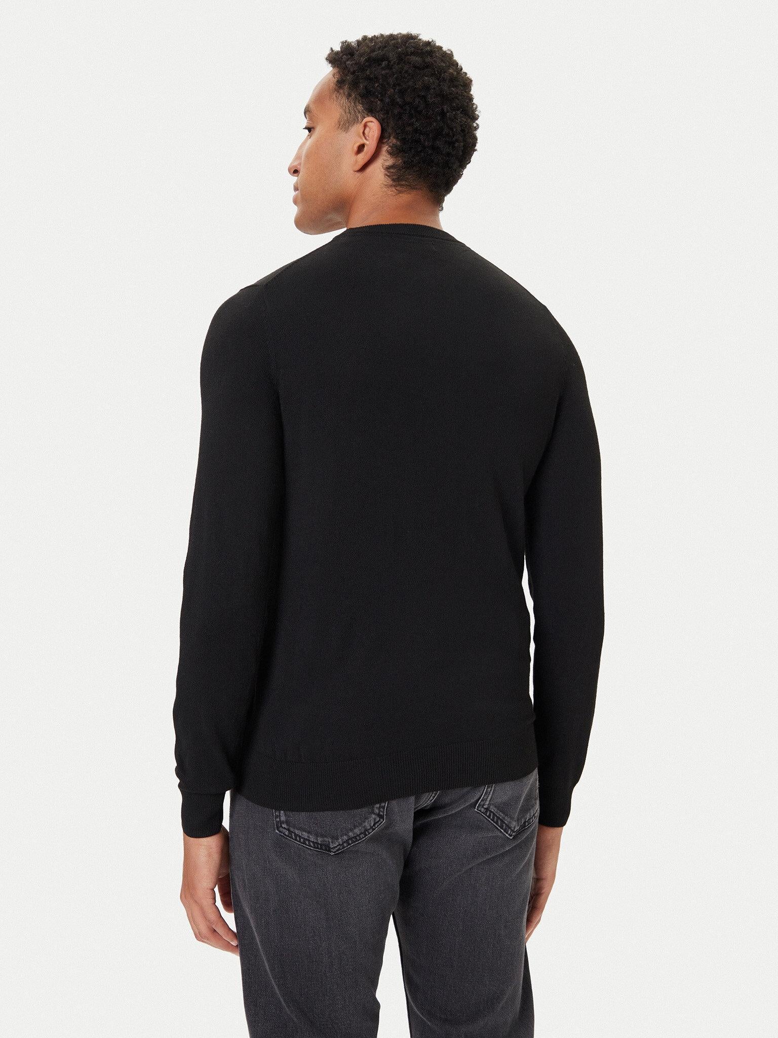 M5YR26Z0122/JBLK GUESS