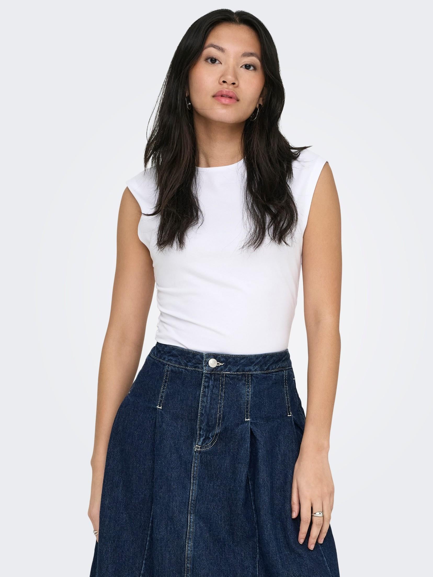 15367938/White ONLY
