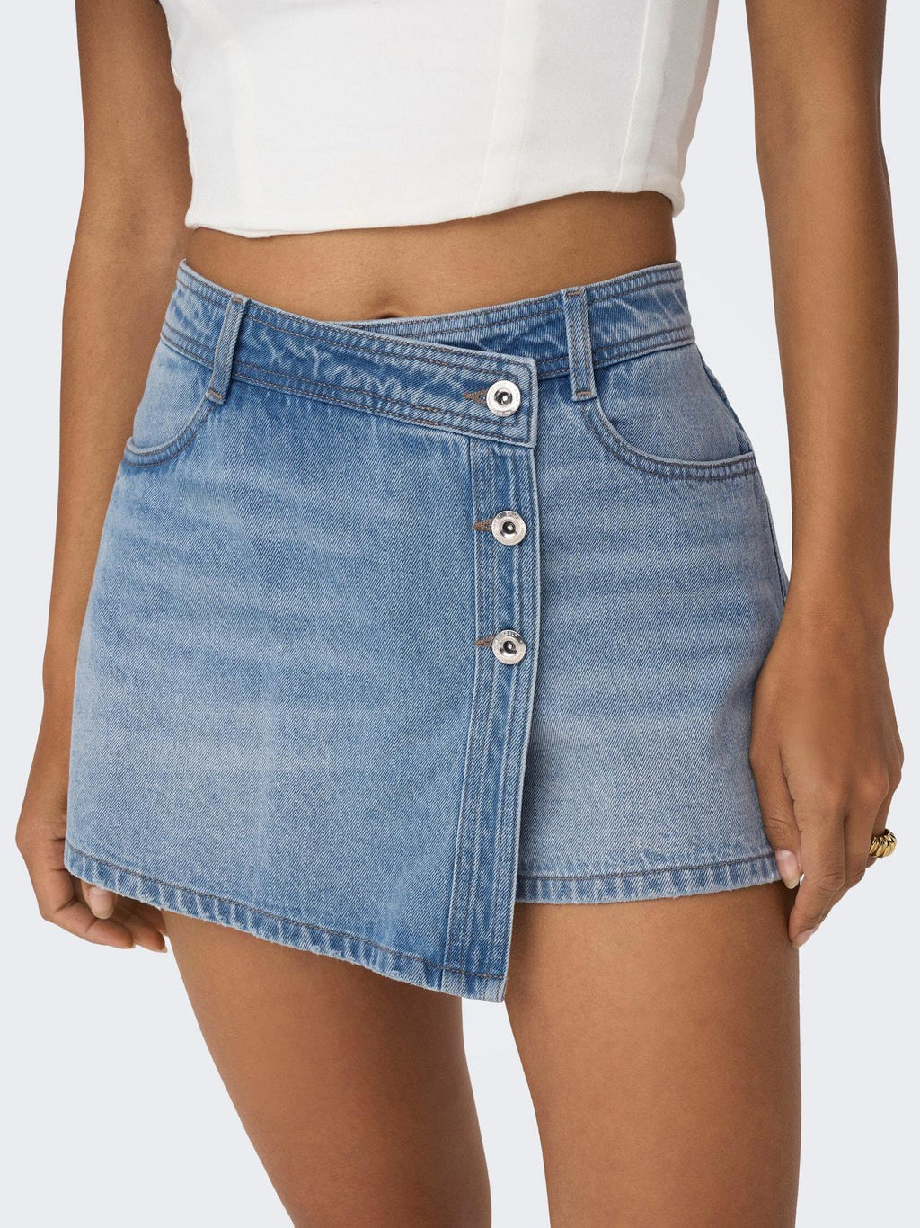 15256608/Light Blue Denim ONLY