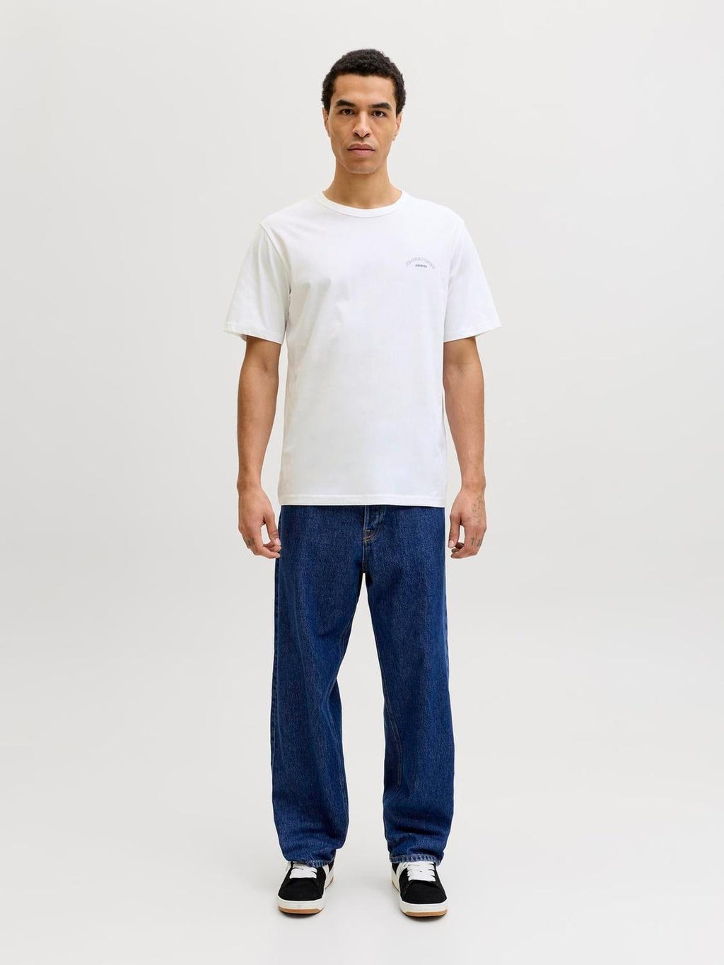 JJCOLLEGE LOGO TEE SS CREW NECK 