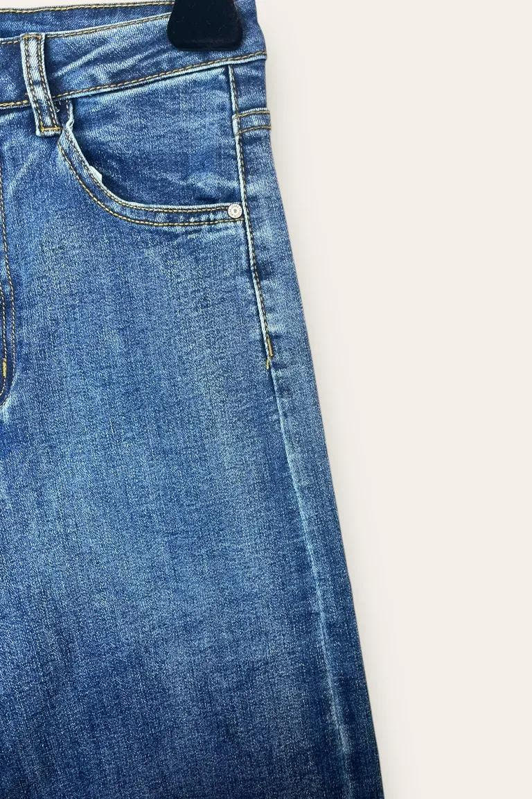 Jeans a palazzo con taglio vivo al fondo YY-10706/Blu Jeans Scuro LOVEme