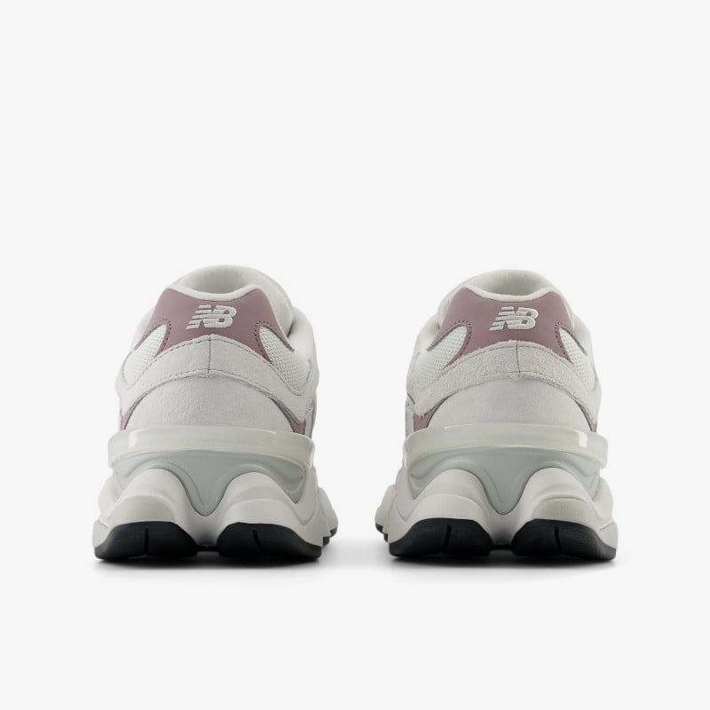 New Balance SNEAKERS 9060 IN PELLE E TESSUTO MULTICOLOR 