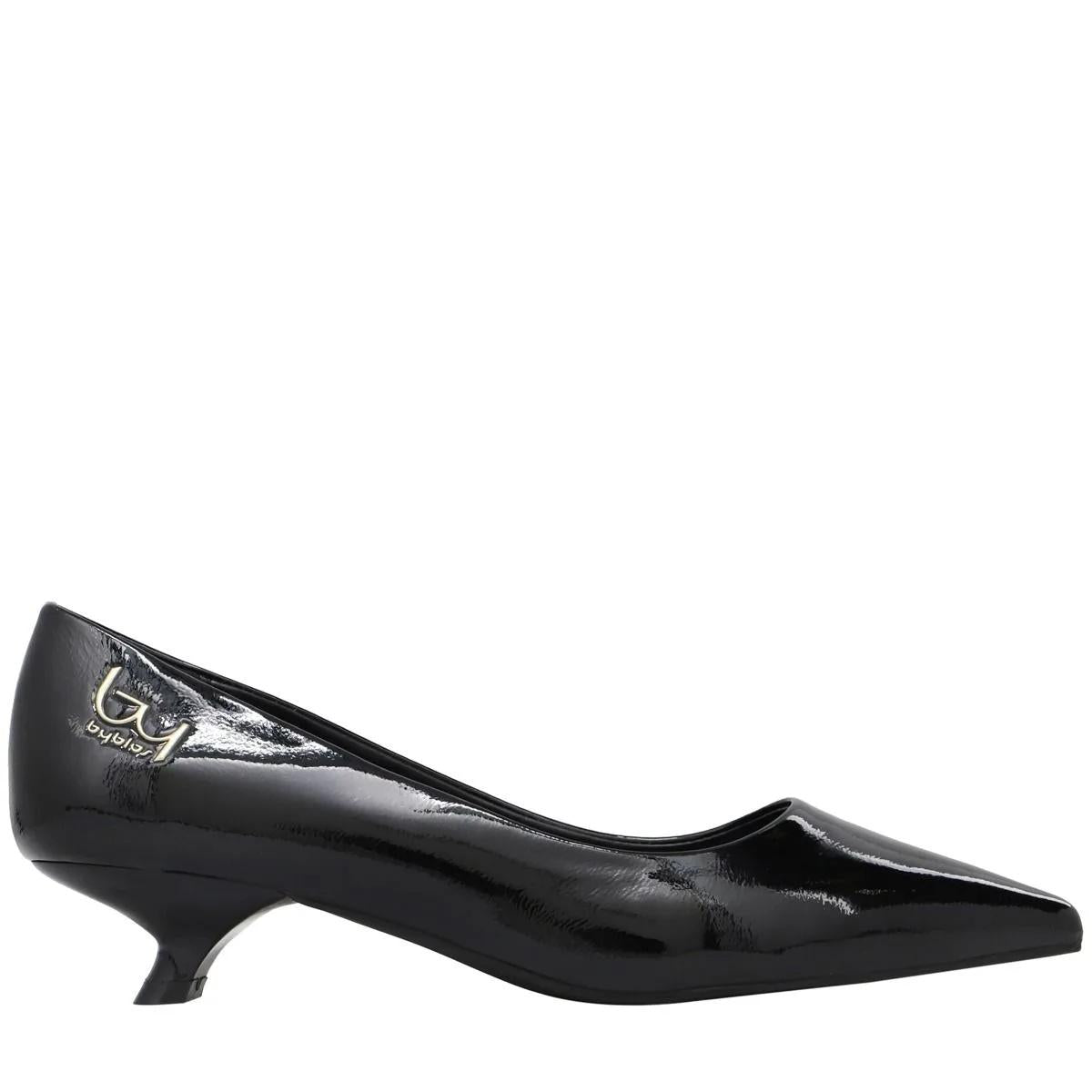 HIGH HEELS 
