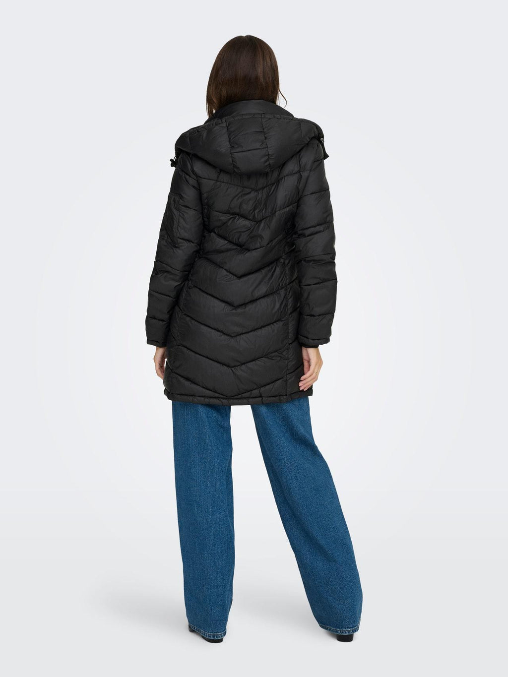 15348746/Black ONLY
