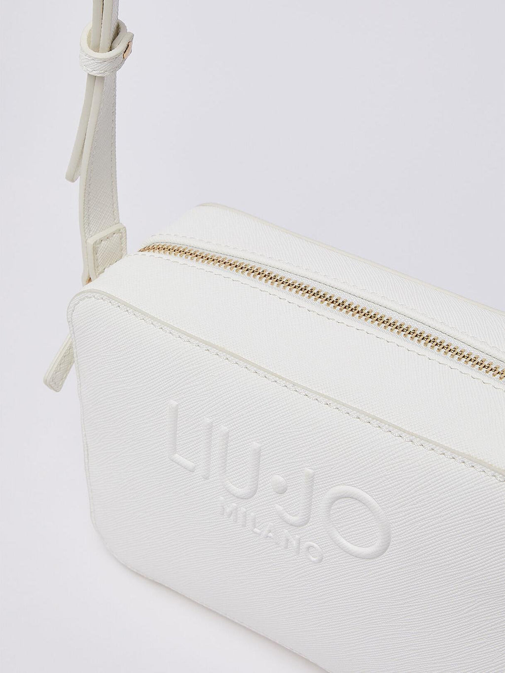 AA6153ES029/X0459 LIU JO