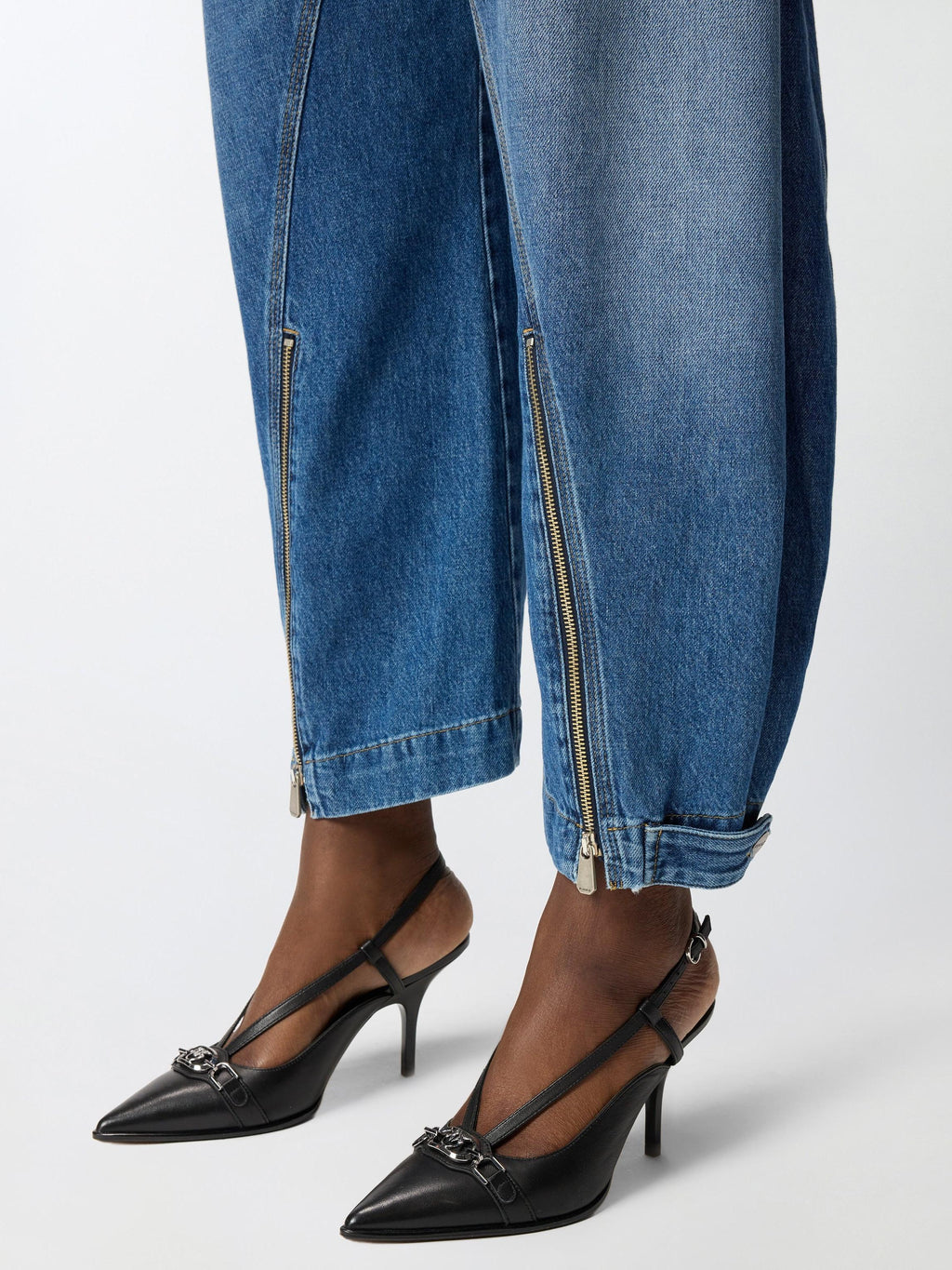 105680 A33X/PJD PINKO