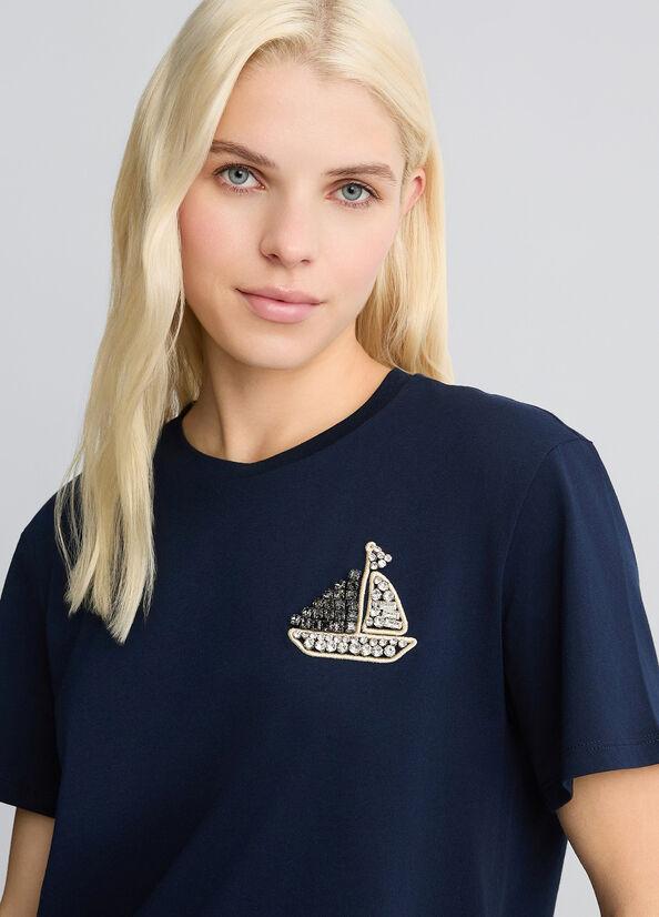 T-SHIRT RICAMATA 