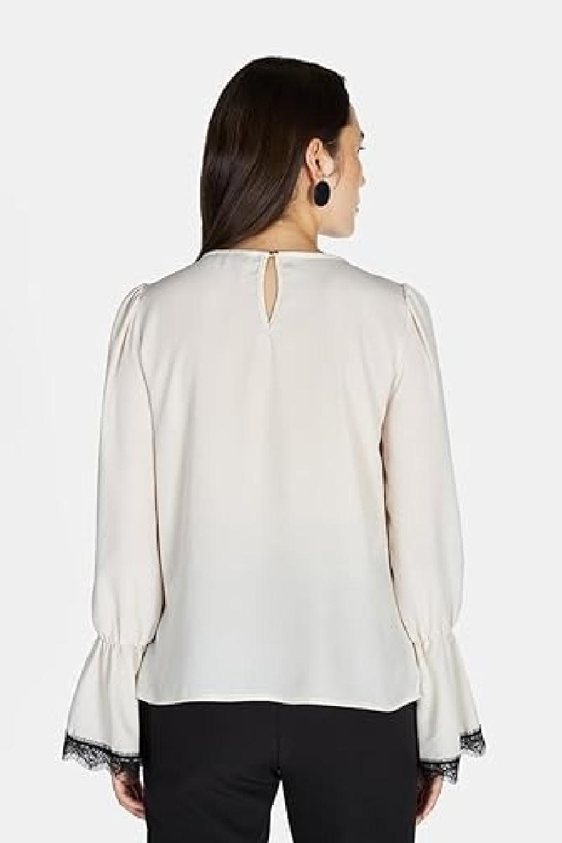 BLUSA GIROCOLLO CON PIZZO A CONTRASTO 