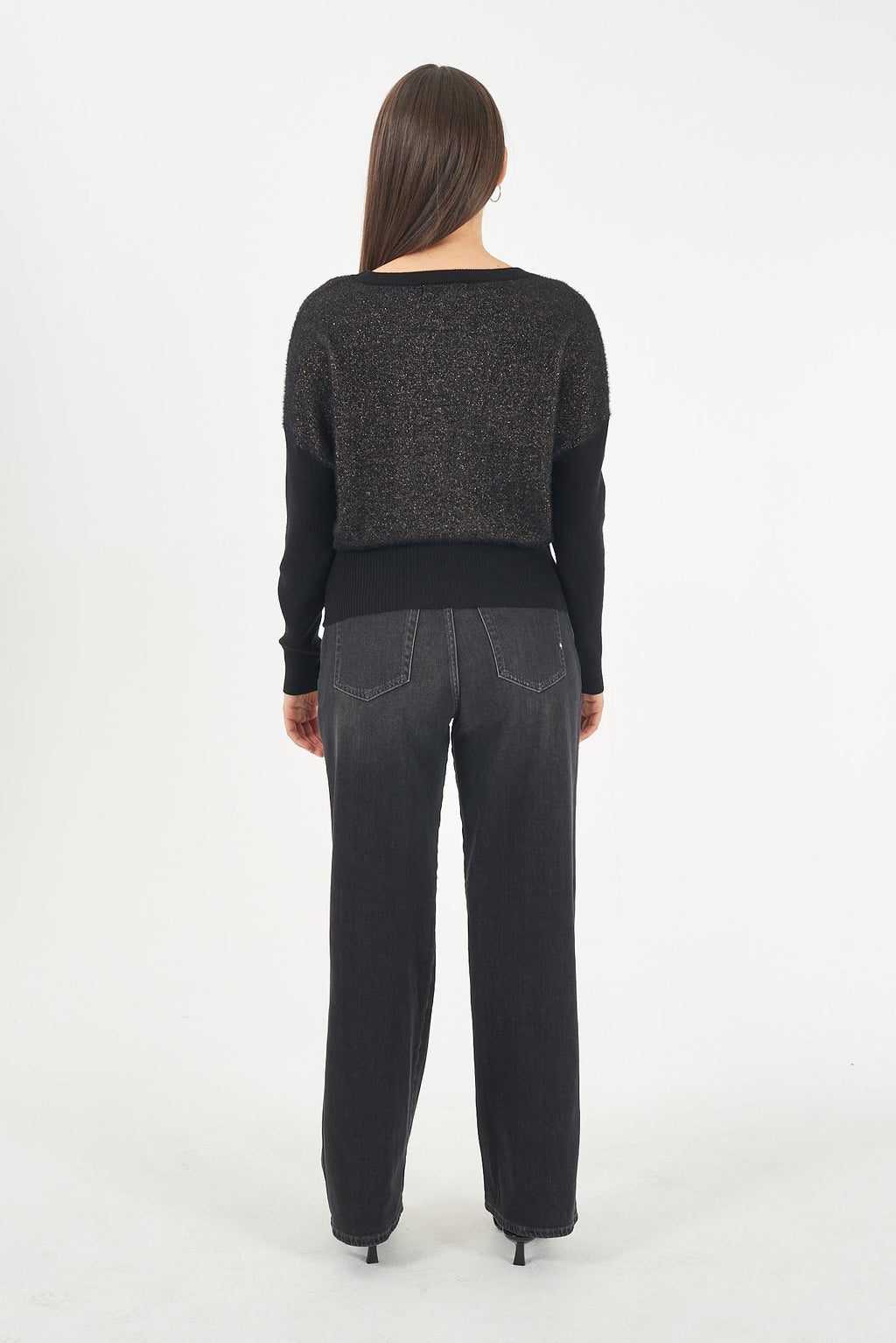 M014 IS00/0801 YES ZEE