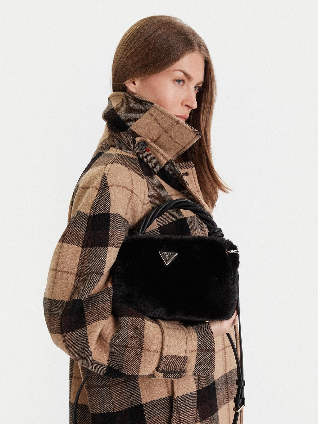 HWWG8143110/BLA GUESS