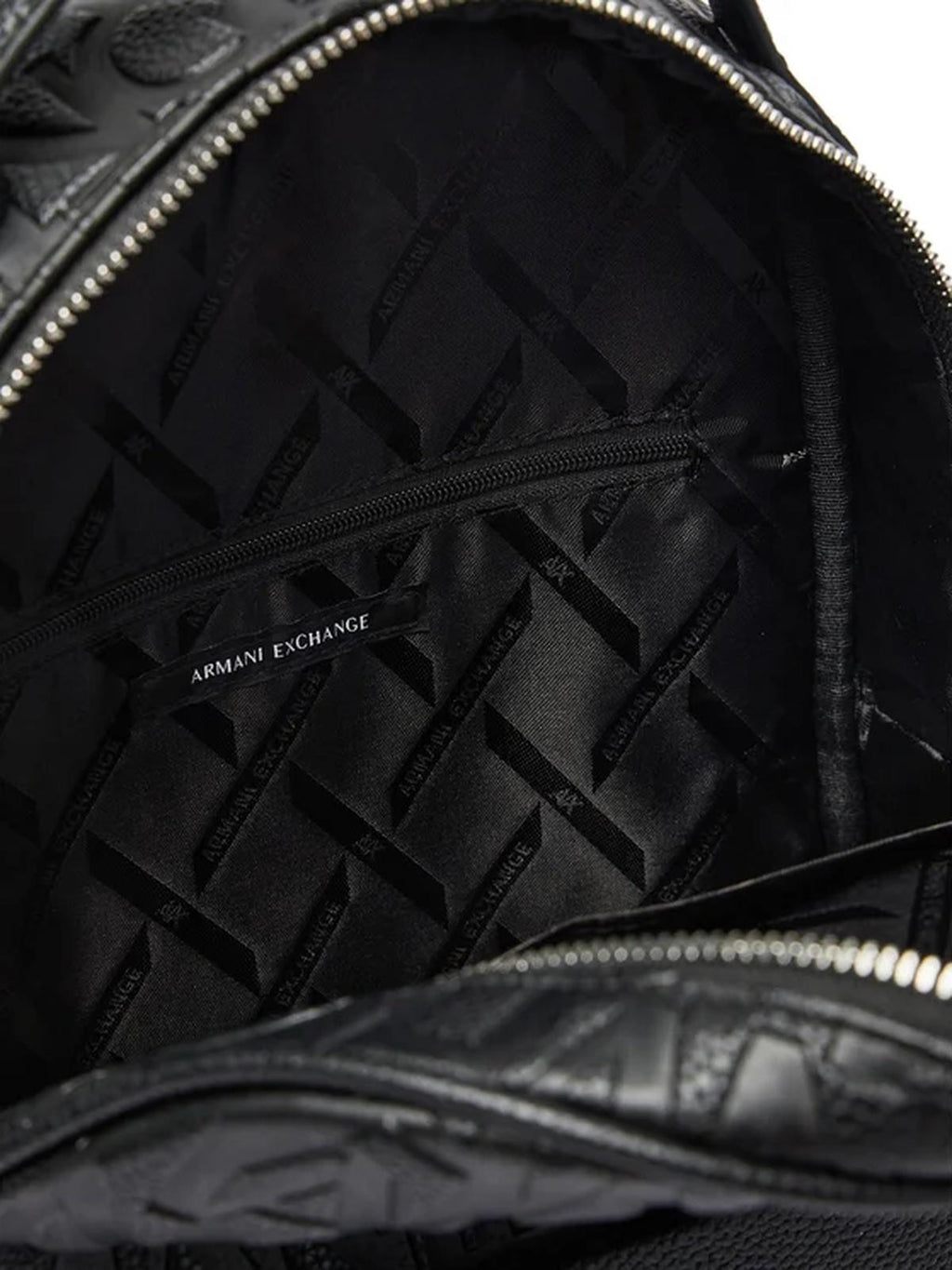 XW002234 AF15774/UC001 ARMANI EXCHANGE
