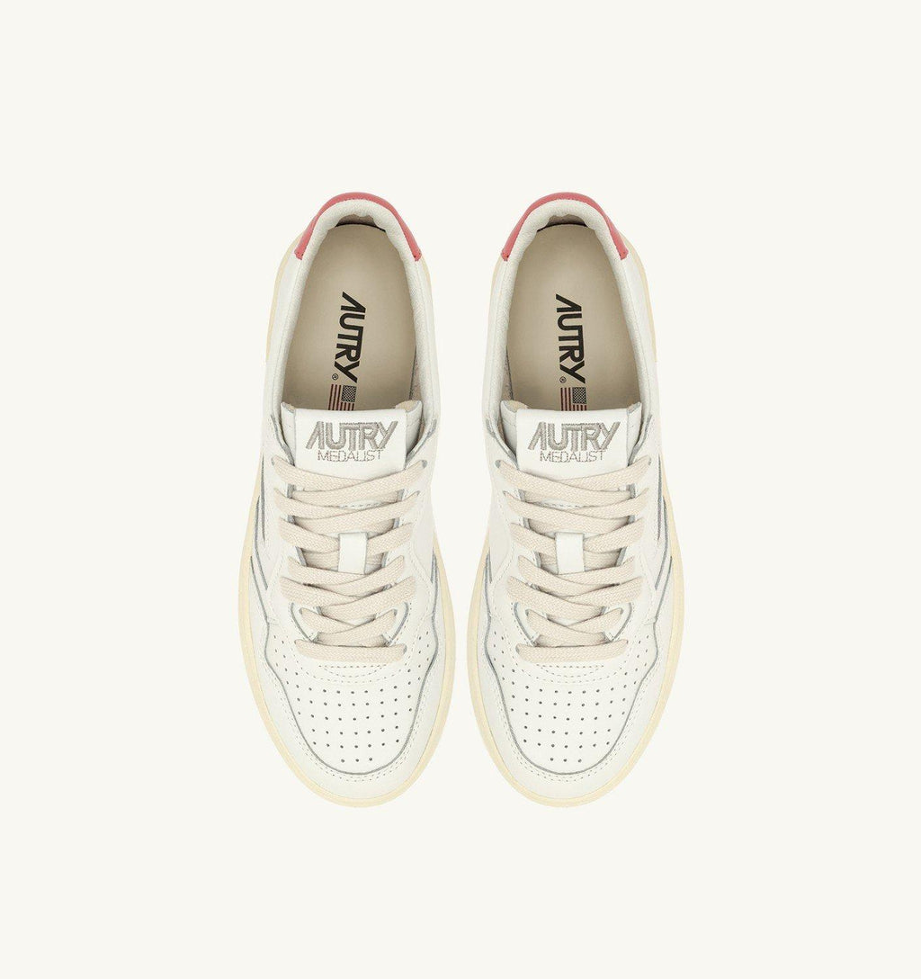 Autry Women's Medalist Low Leather 