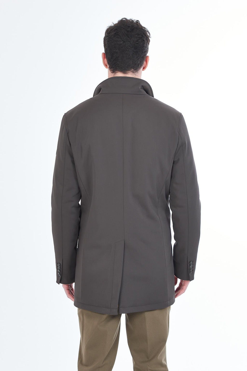 O815 KB00/0232 YES ZEE