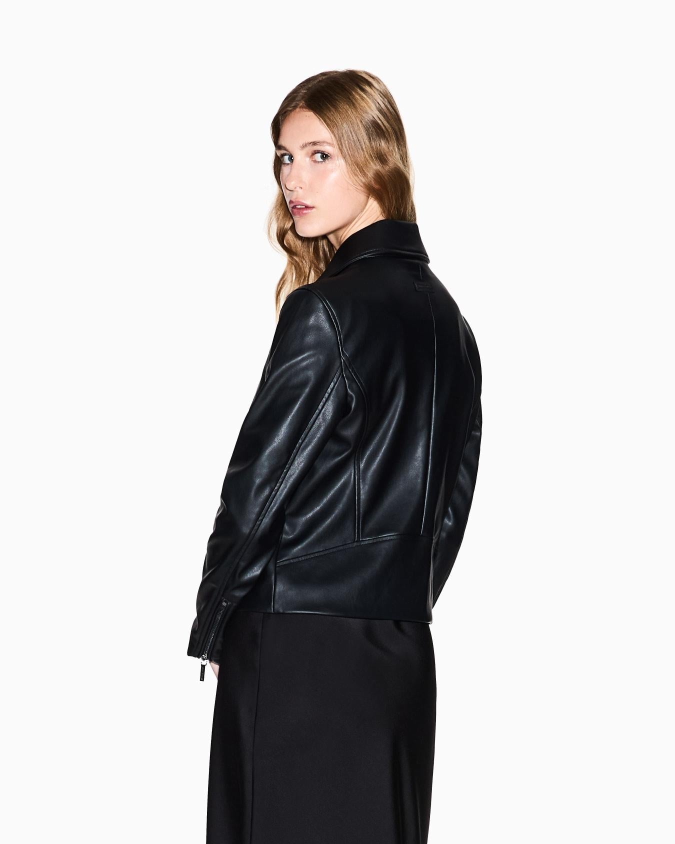 XW001433 AF16618/UC001 ARMANI EXCHANGE