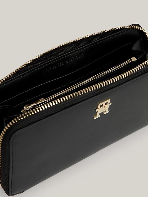 ICONIC TOMMY LARGE ZA 