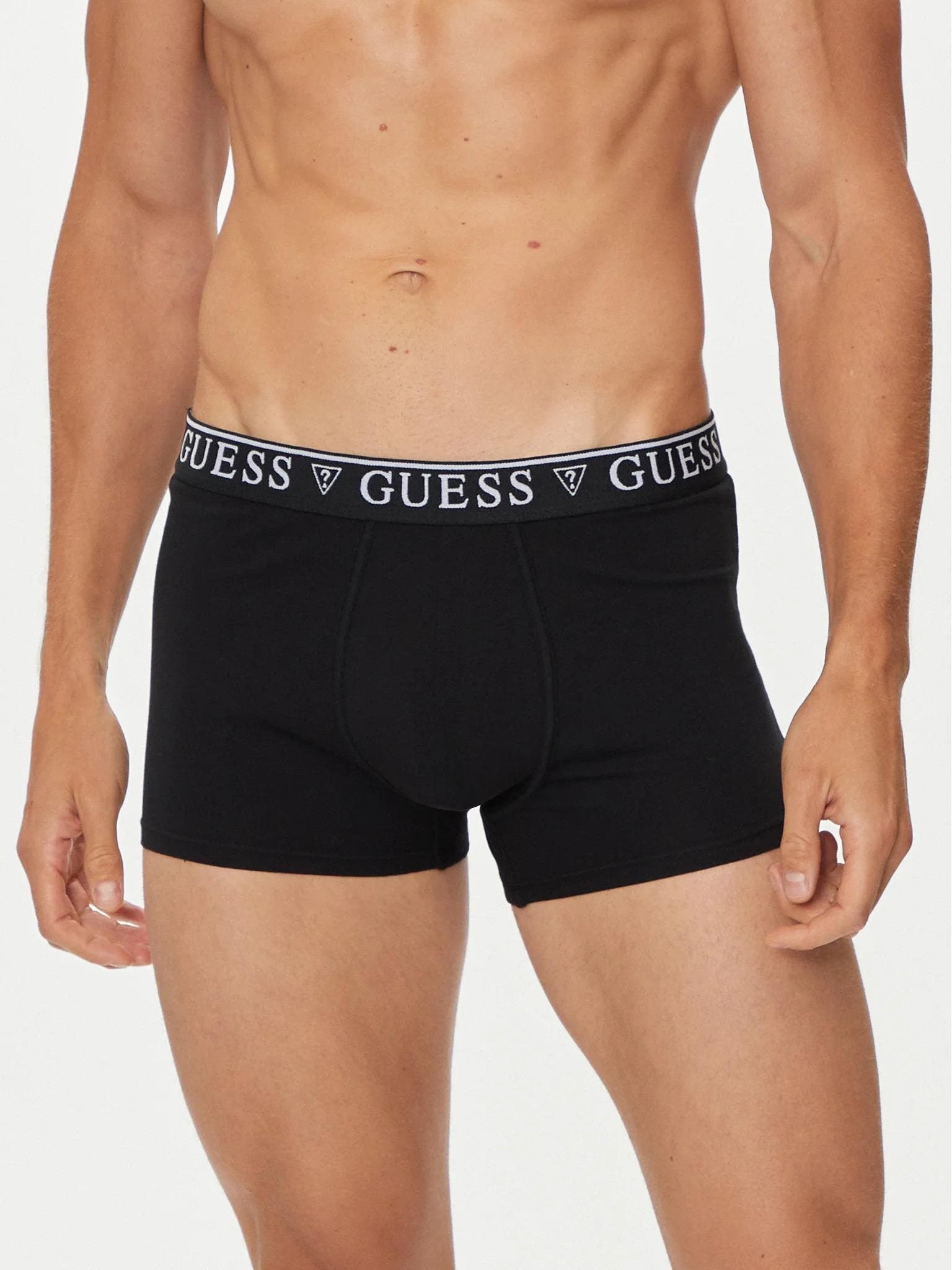 U4YG16K6YW1/JBLK GUESS