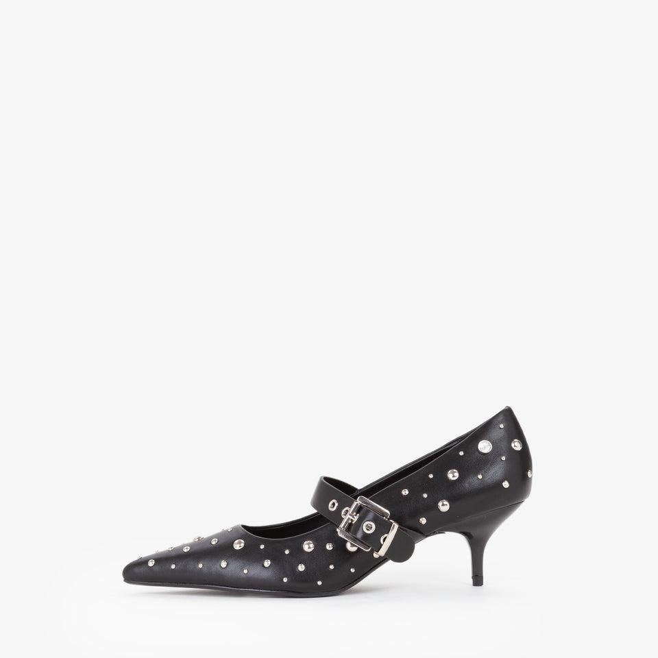 HIGH HEELS 