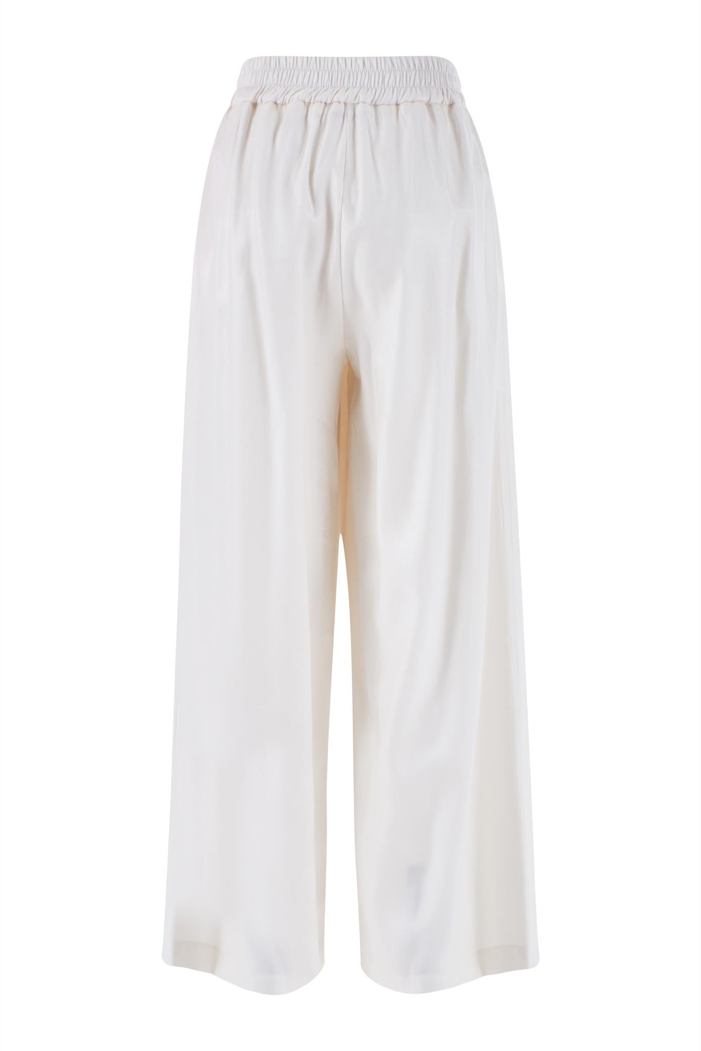 P322 C700/0157 YES ZEE