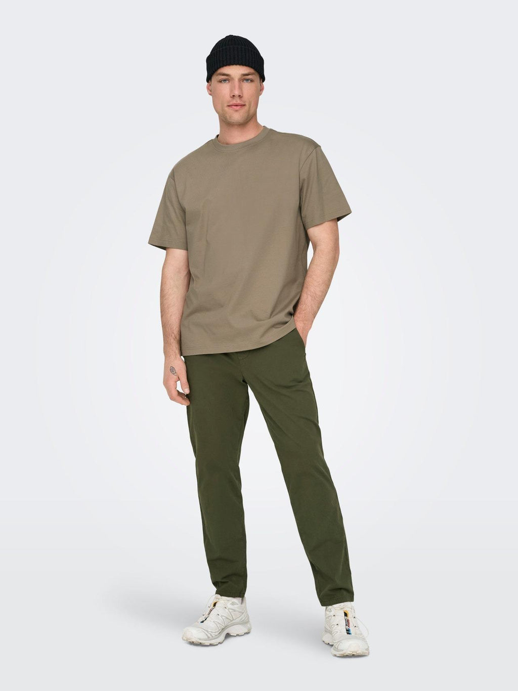 22022532/Desert Taupe ONLY&SONS