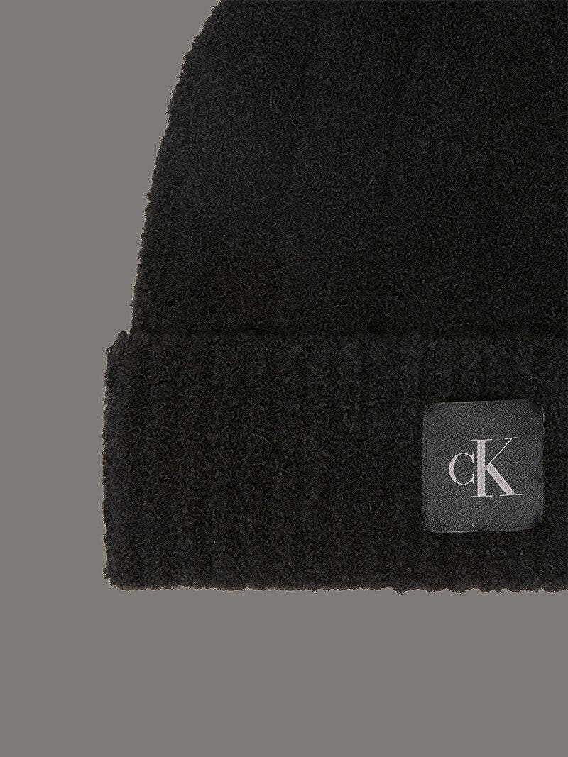 CK PATCH BOUCLE BEANIE 