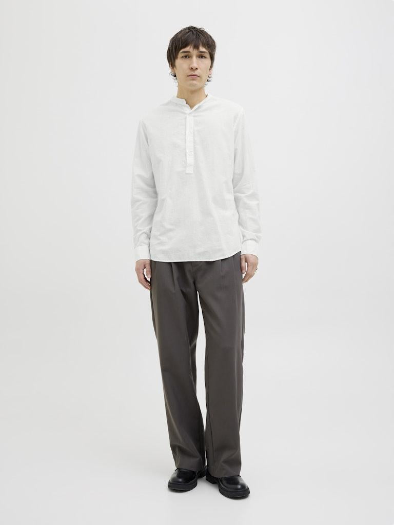 12268968/White JACK AND JONES