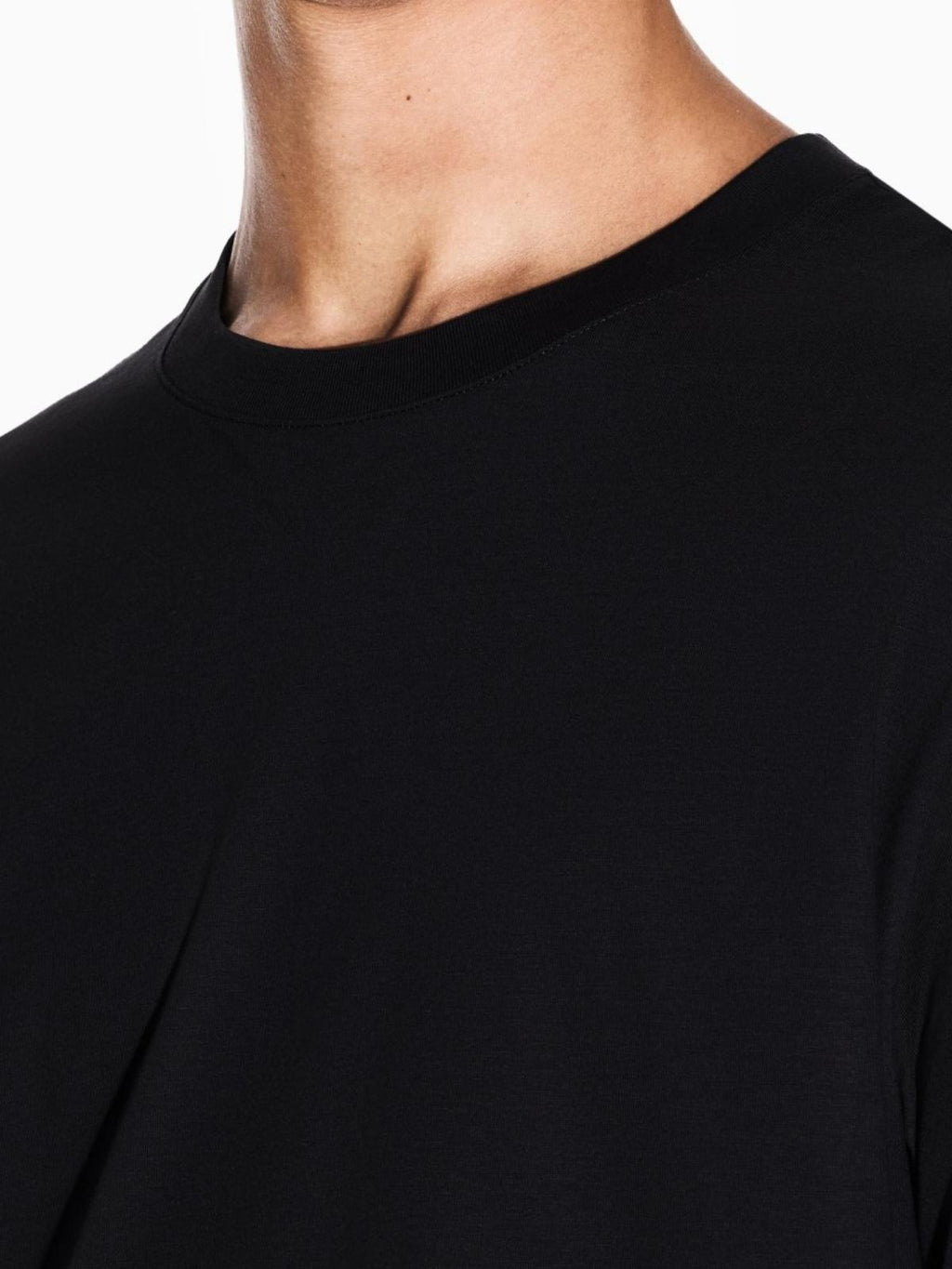 XM001282 AF10364/UC001 ARMANI EXCHANGE
