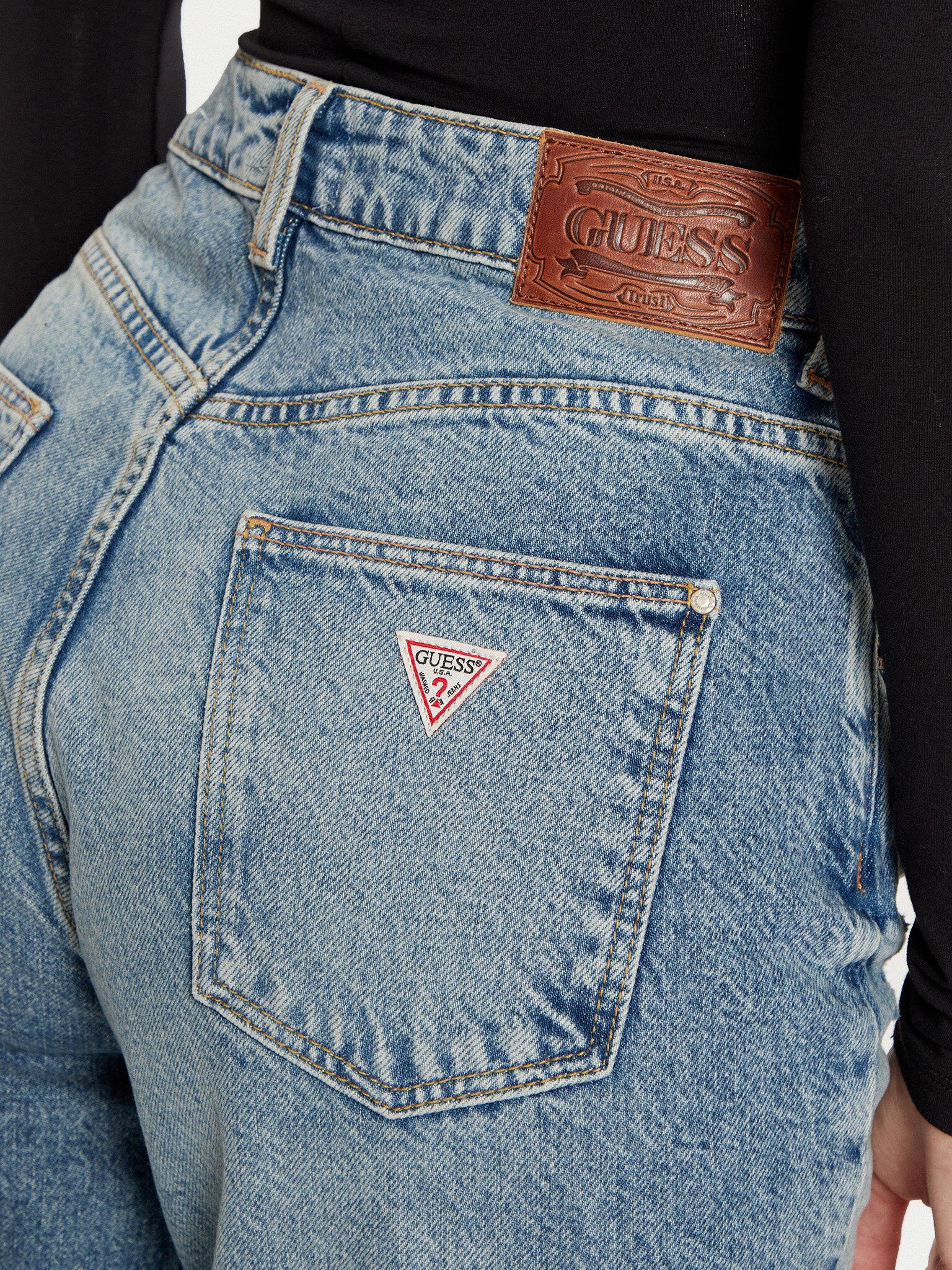 MOM JJEAN W5RA21D5LR2/SCDS GUESS