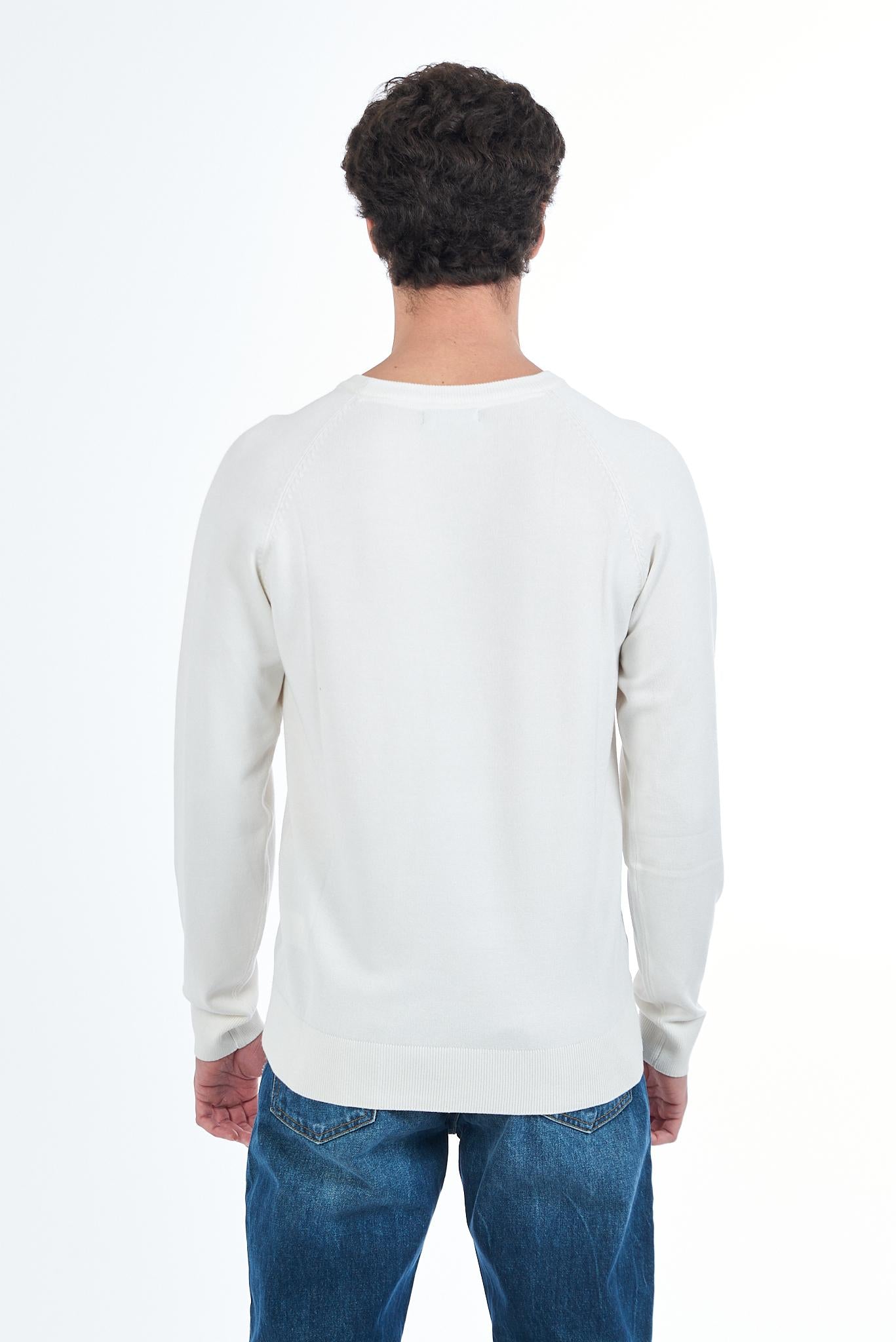 M866 MZ00/0107 YES ZEE