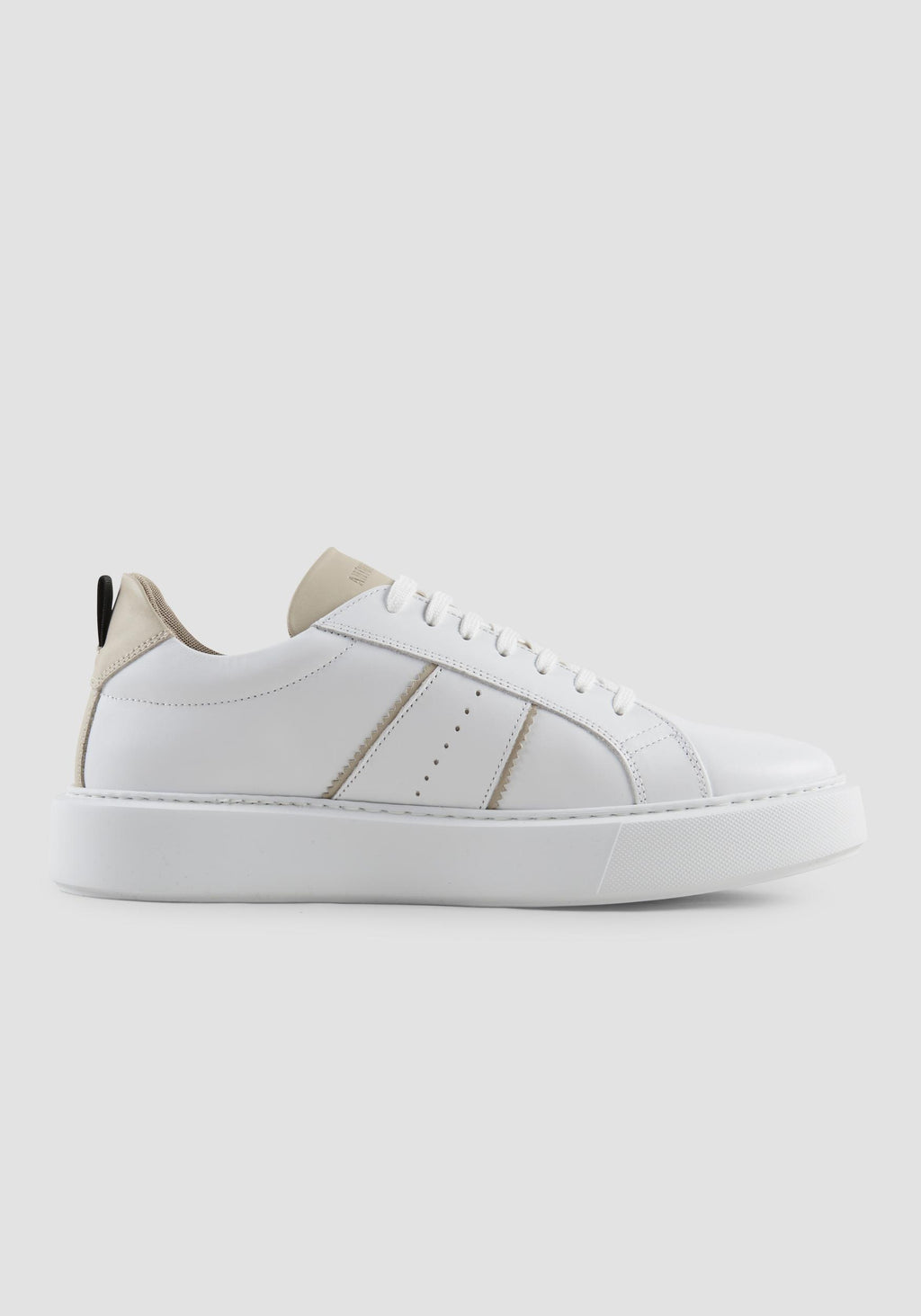 SNEAKER BYRON GILL IN PELLE 