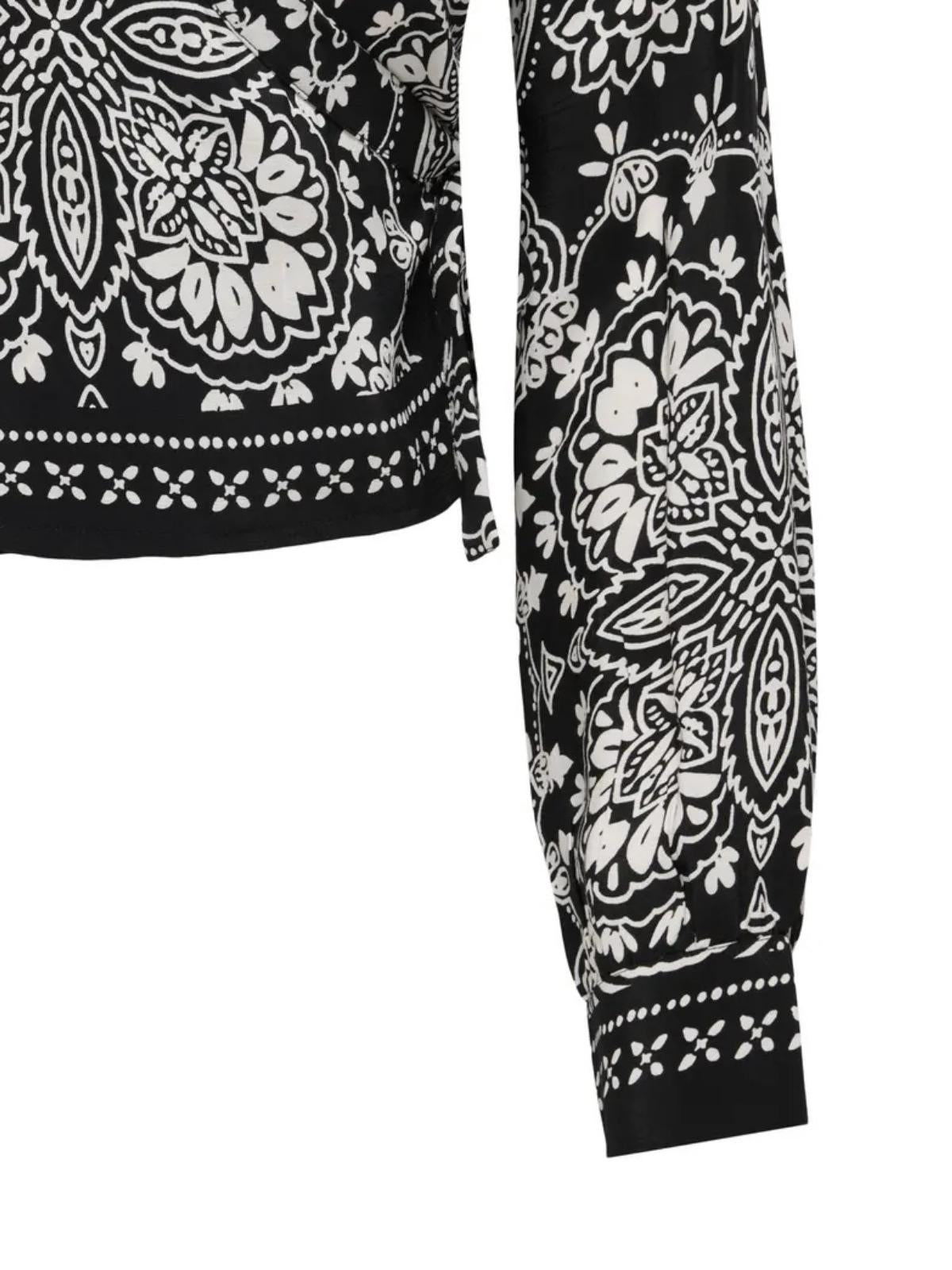15371865/Black ETHNIC PAISLEY ONLY