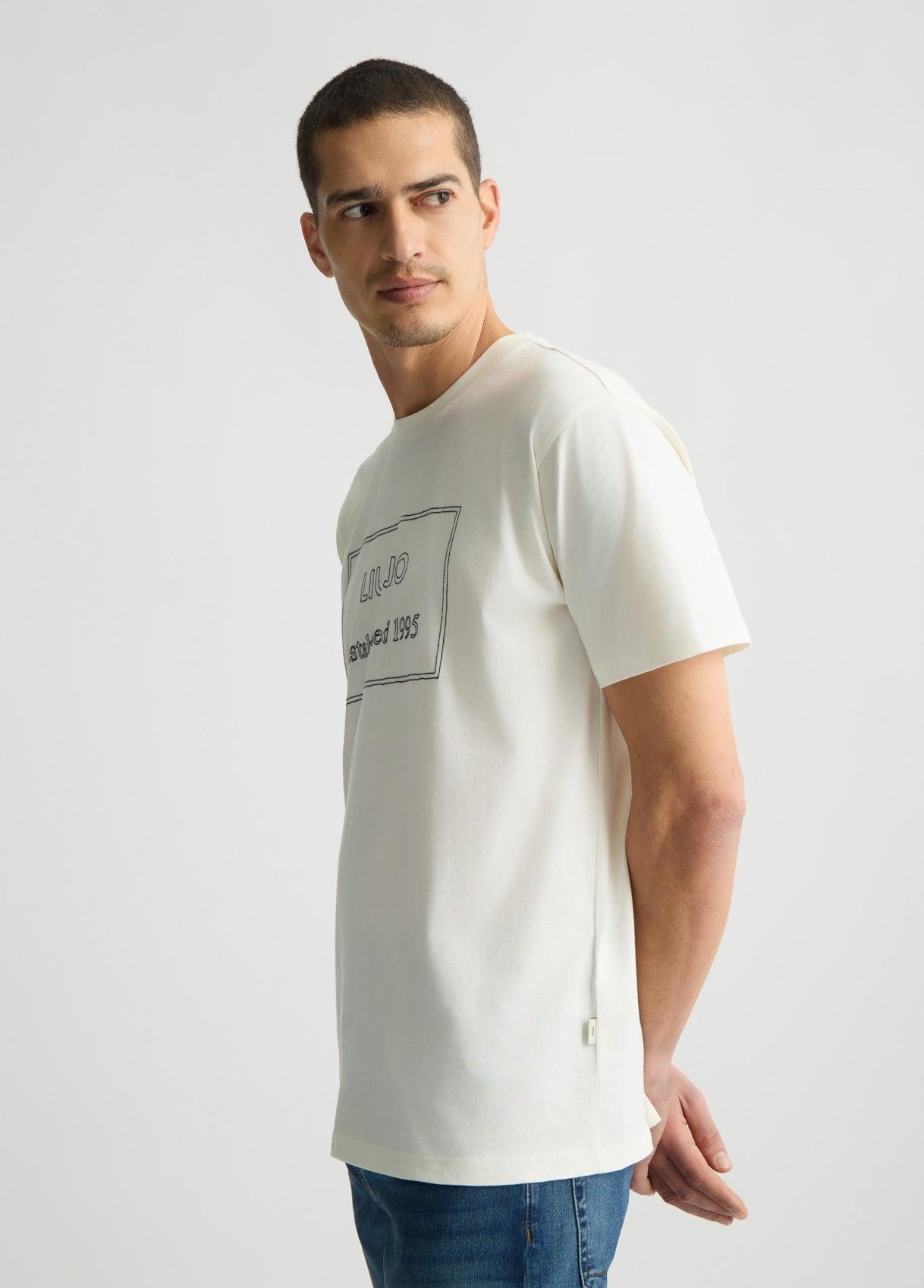 QA5162J4819/11001 LIU JO