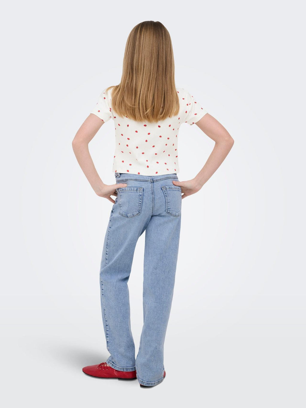 15346421/Cloud Dancer Strawberries ONLY KIDS