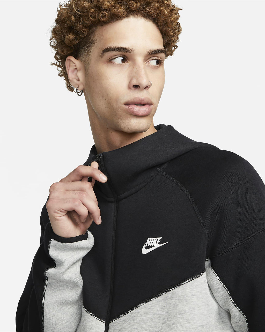 NIKE SPORTSWEAR TECH FLEECE WINDRUNNER 