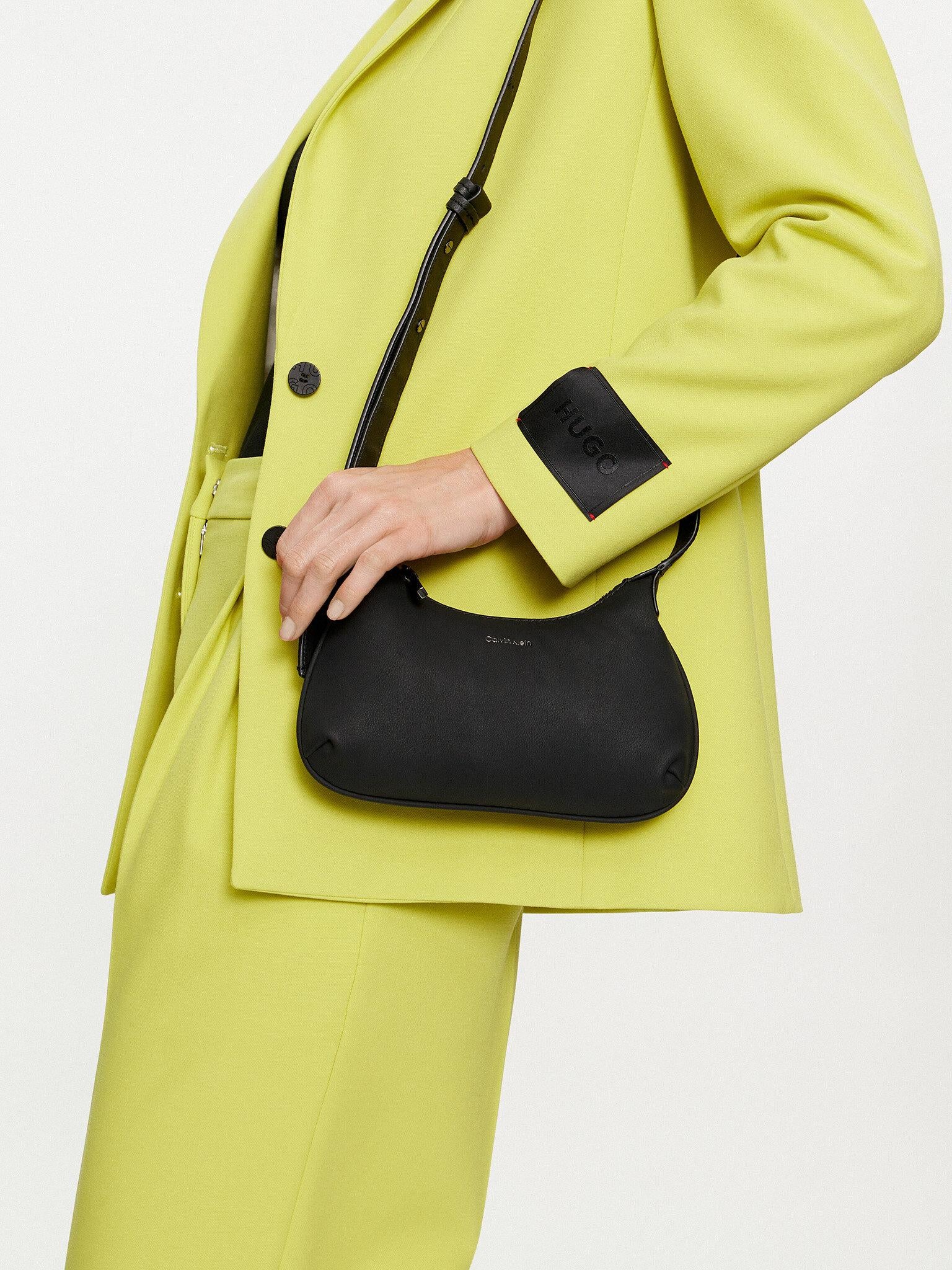 CALVIN SOFT CROSSBODY 