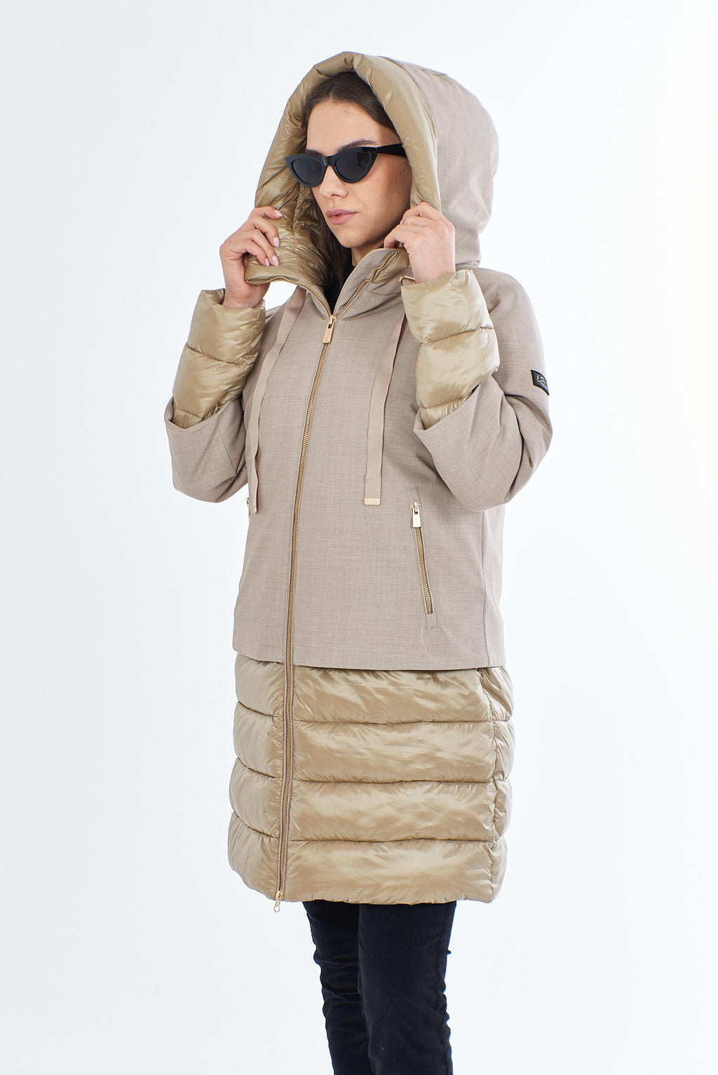 O021 NP00/0222 YES ZEE