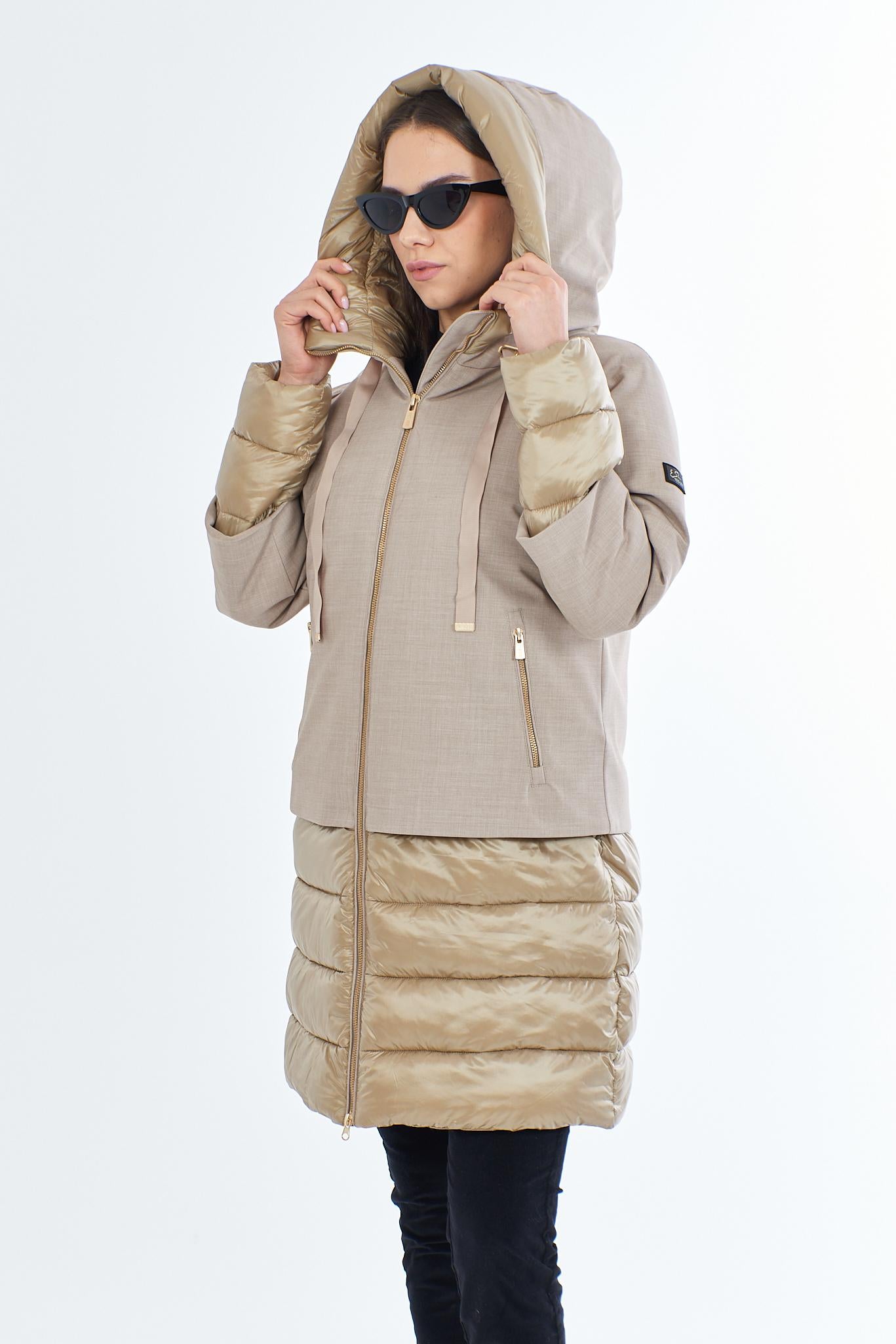 O021 NP00/0222 YES ZEE