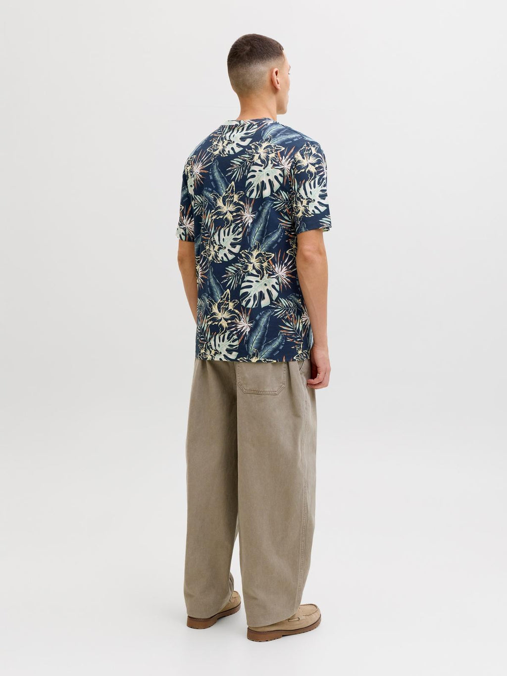 JJHONOLULU AOP TEE SS CREW NECK 