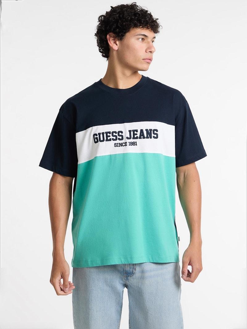 M5GI45K8FQ4/FJ7O GUESS