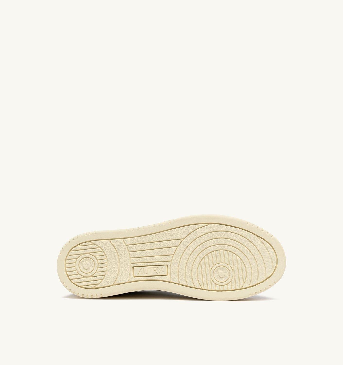 SNEAKERS ''MEDALIST LOW'' AULM-LS77/WHITE-CVRT AUTRY