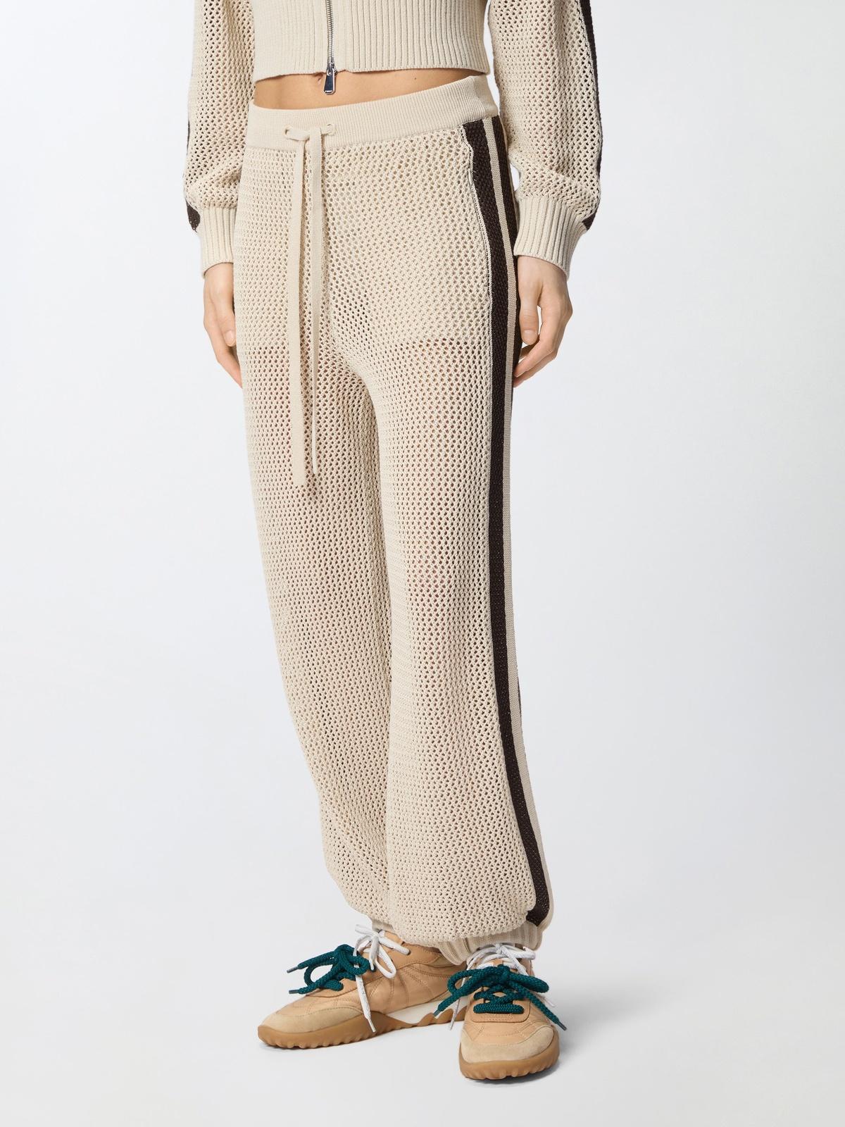 106840 A3B4/C44 PINKO