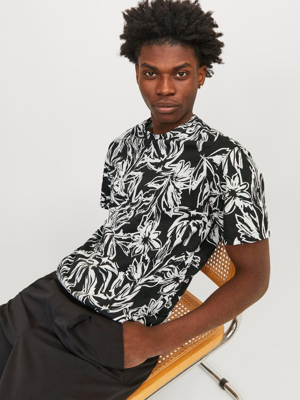 12250434/Black JACK AND JONES