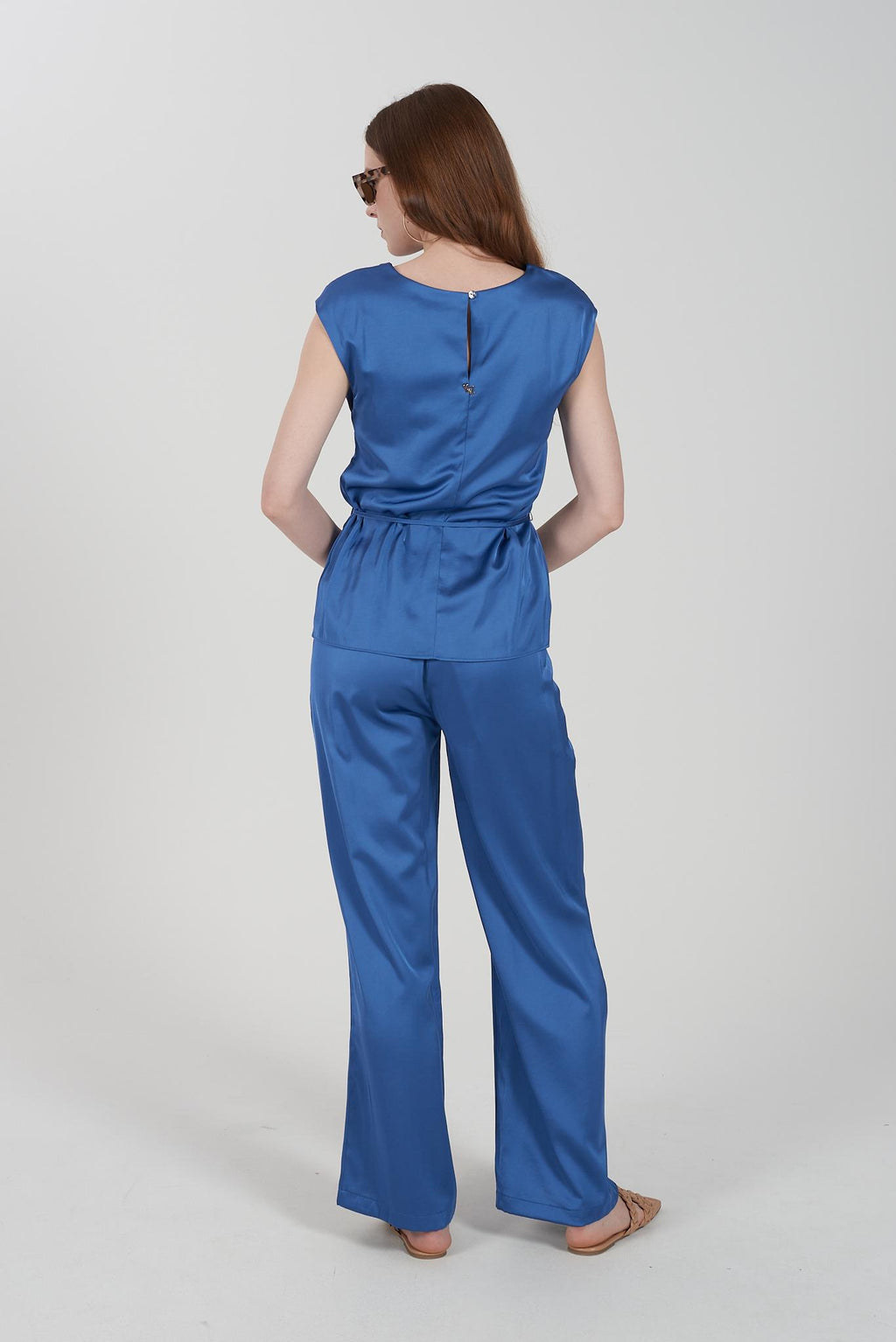 P372 EU00/0715 YES ZEE