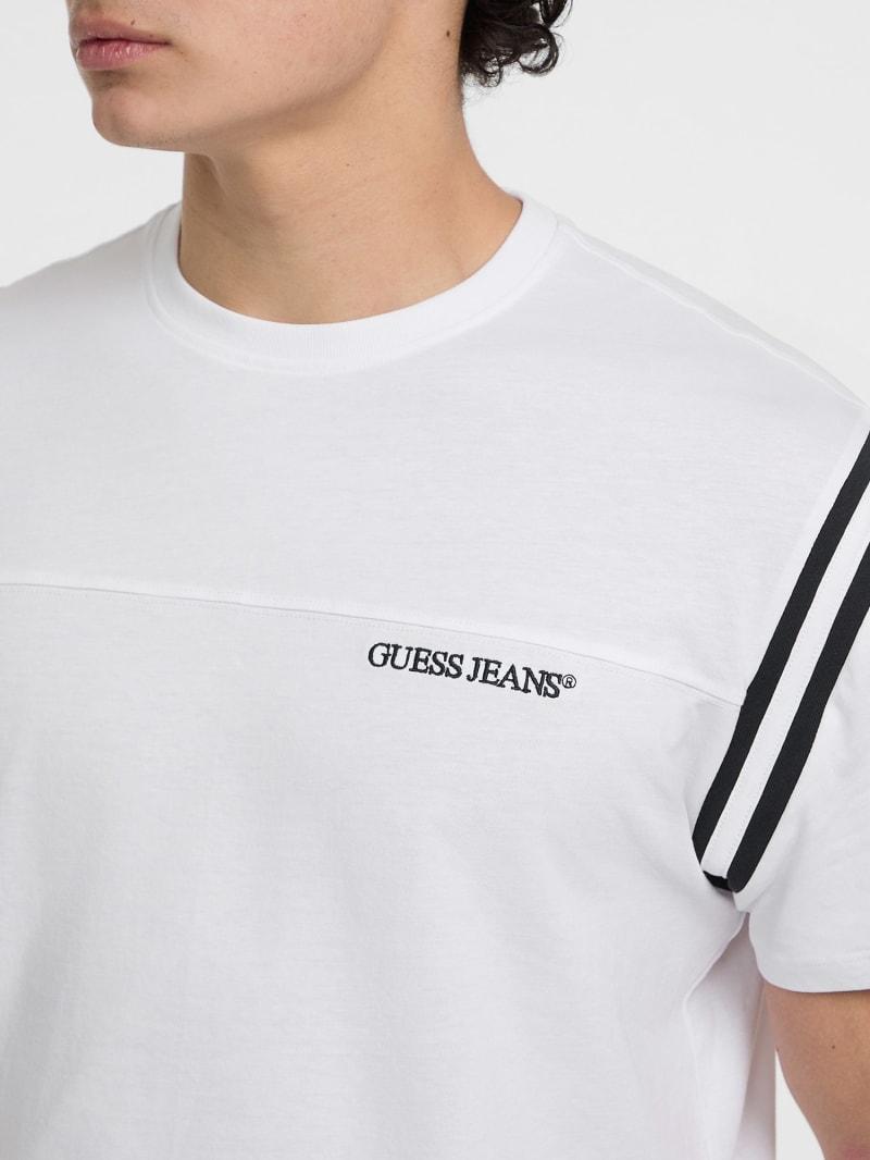 M5GI47K8HM0/G011 GUESS