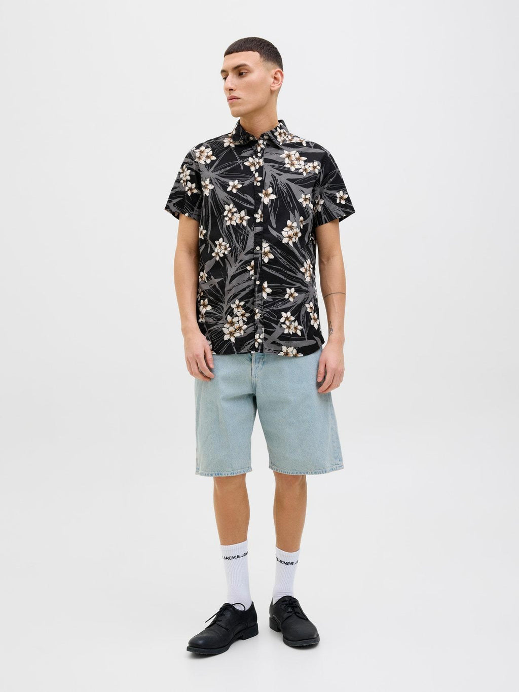 12269137/Black JACK AND JONES