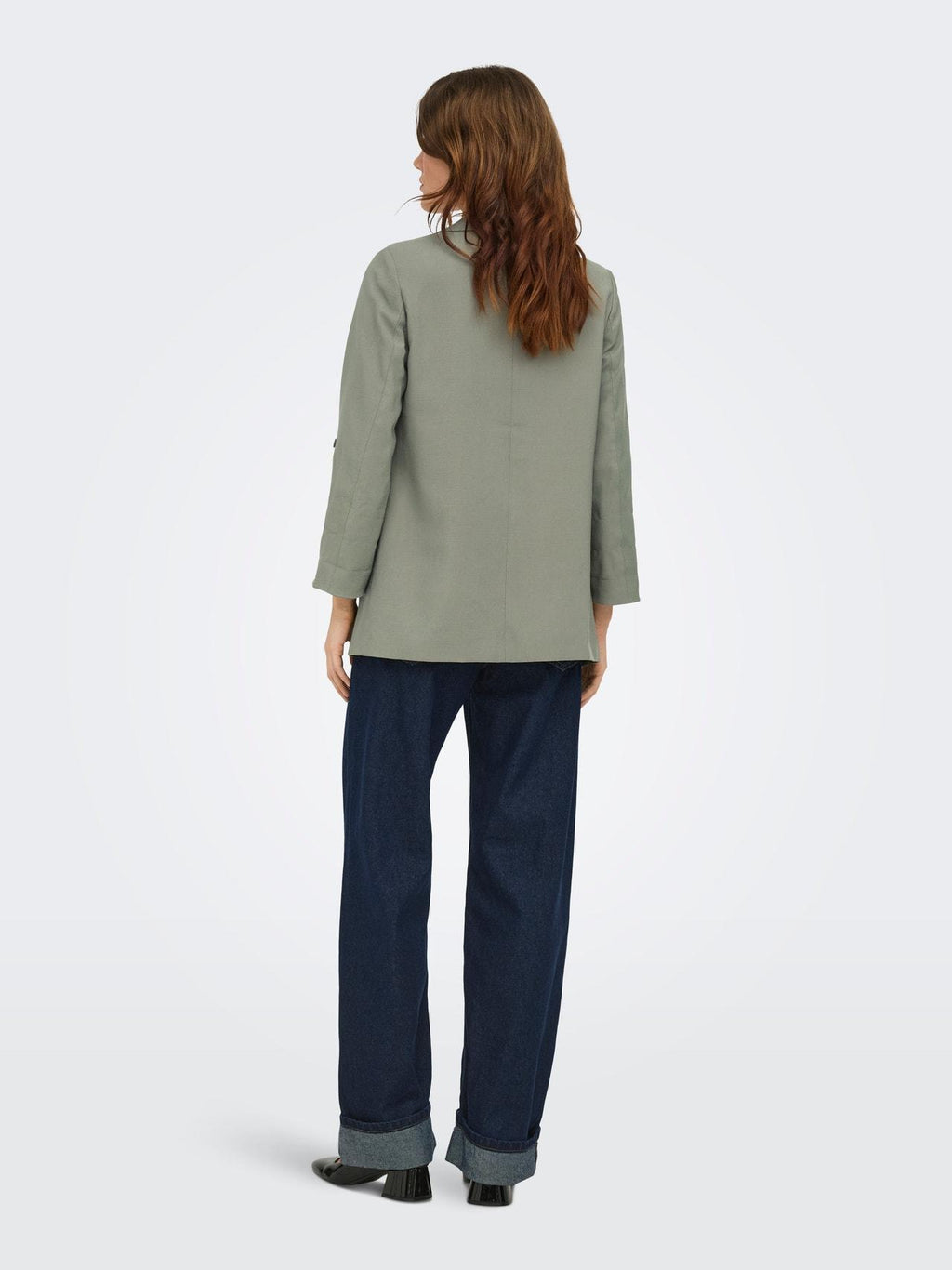 15310839/Smokey Olive ONLY