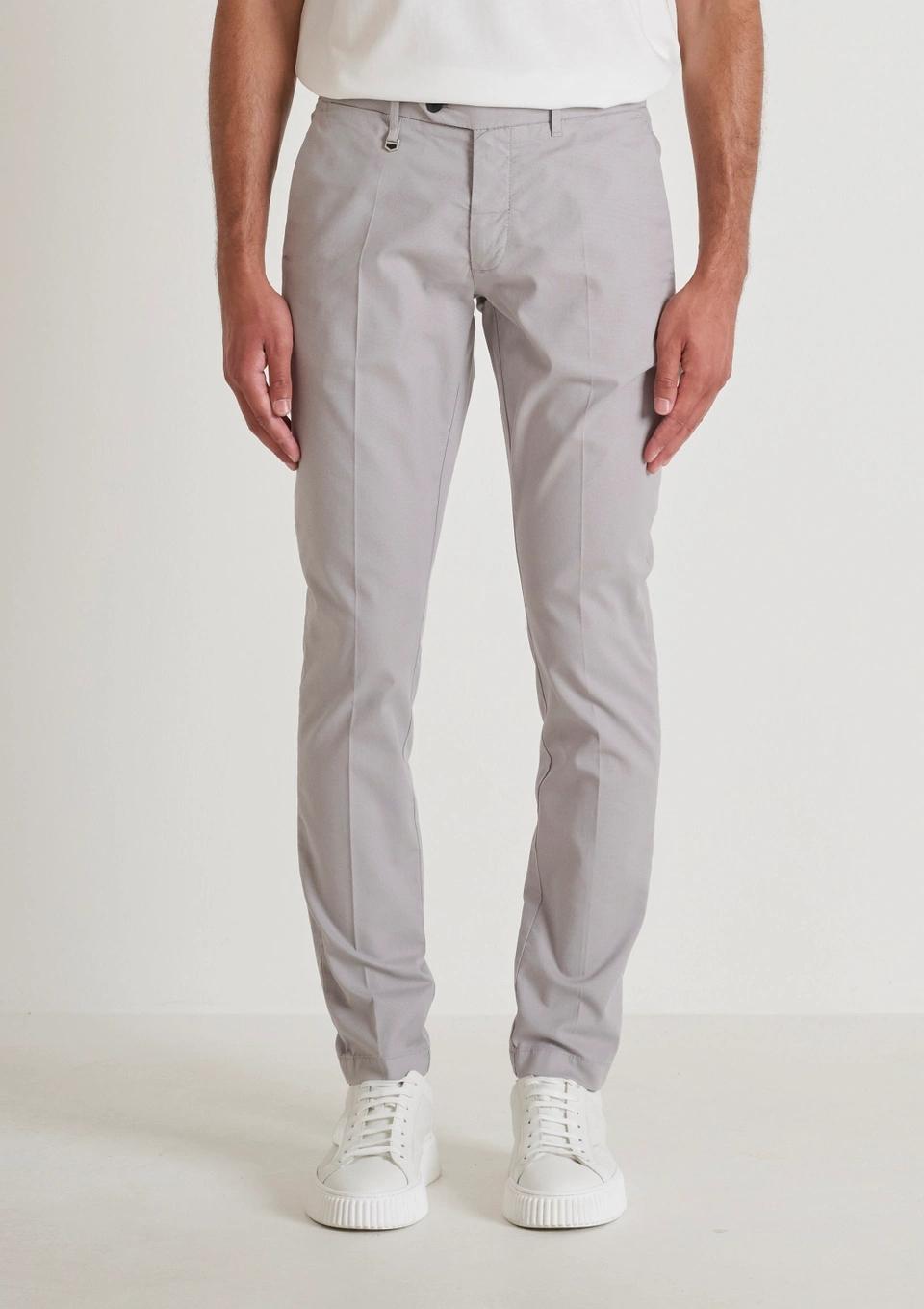 MMTR00781 FA850390/1013 ANTONY MORATO