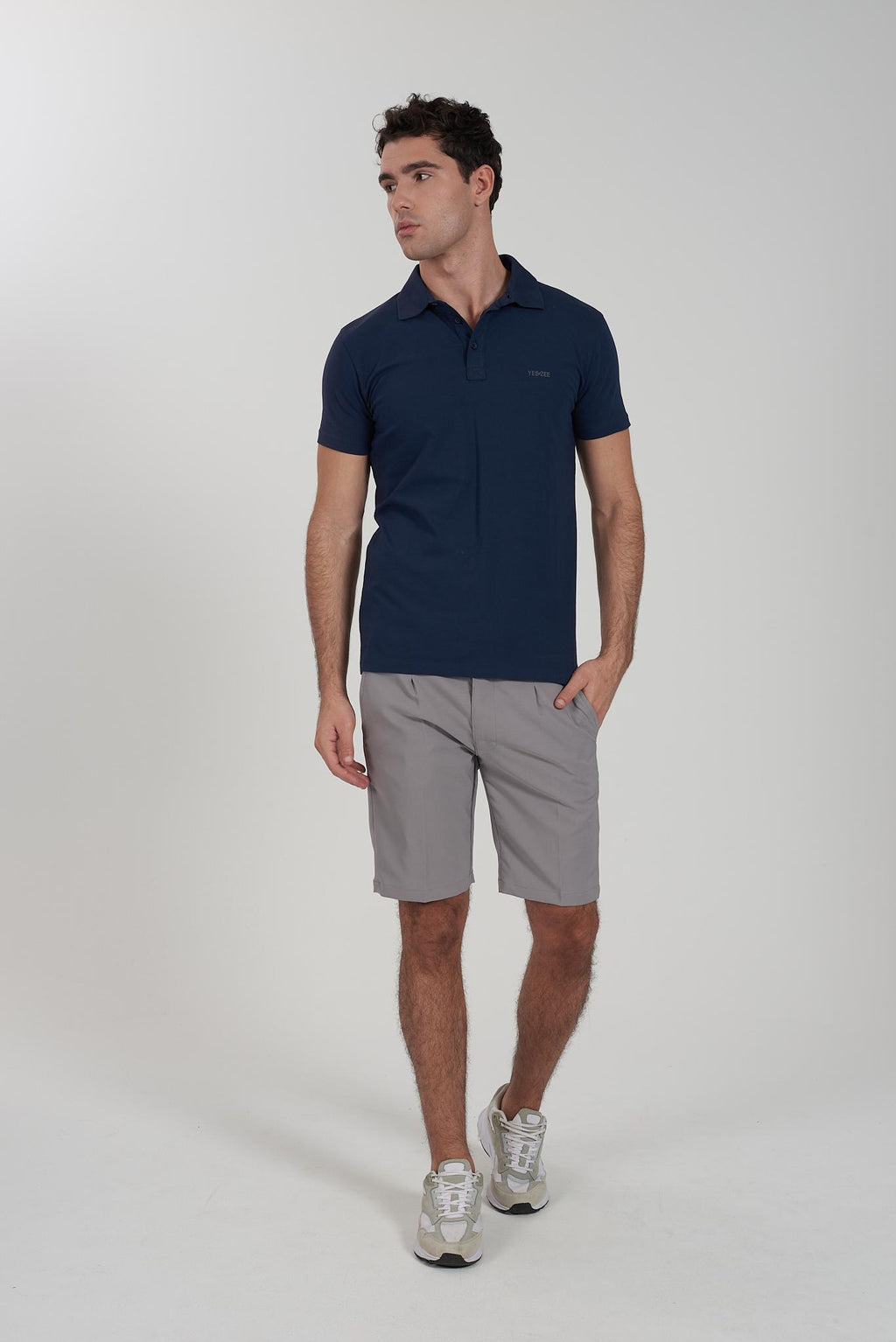 T782 TA00/0710 YES ZEE