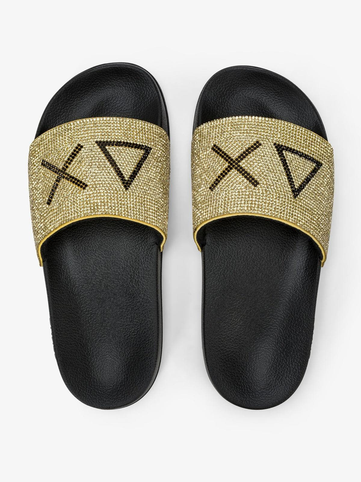 SLIPPERS STRASS LOGO 