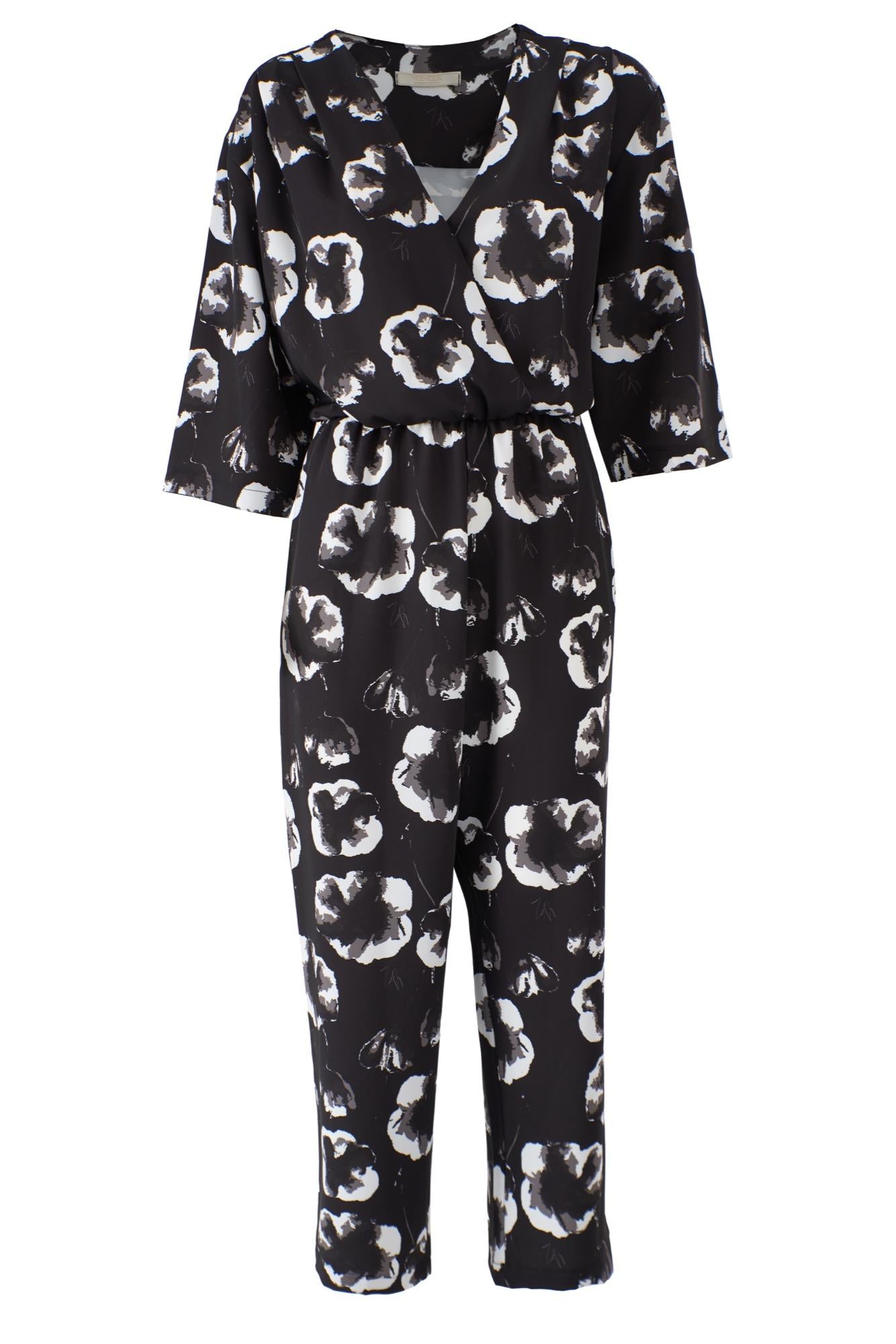 Q426 CL00/2801 YES ZEE