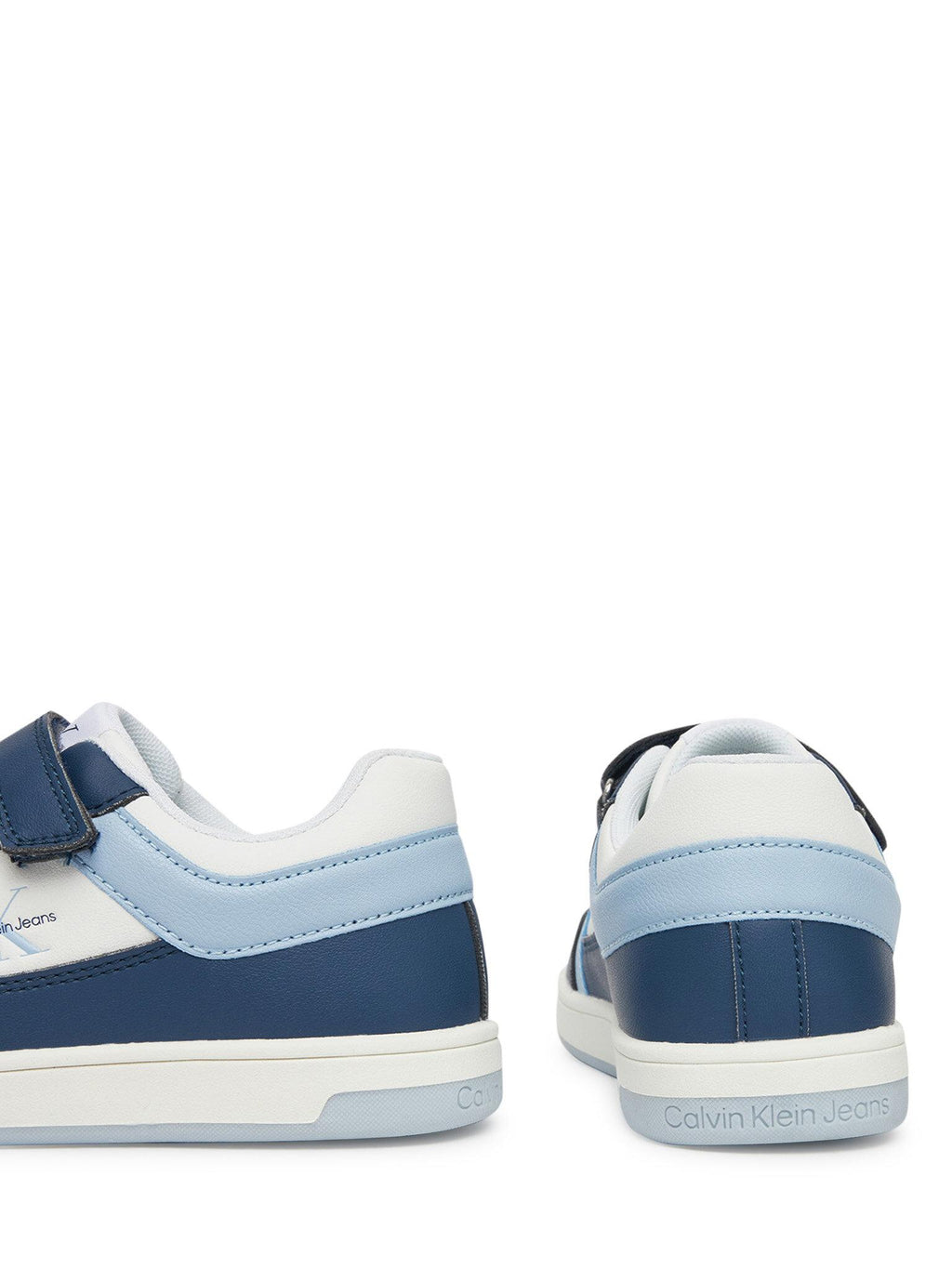 SNEAKER BASSA LACCI/VELCRO 